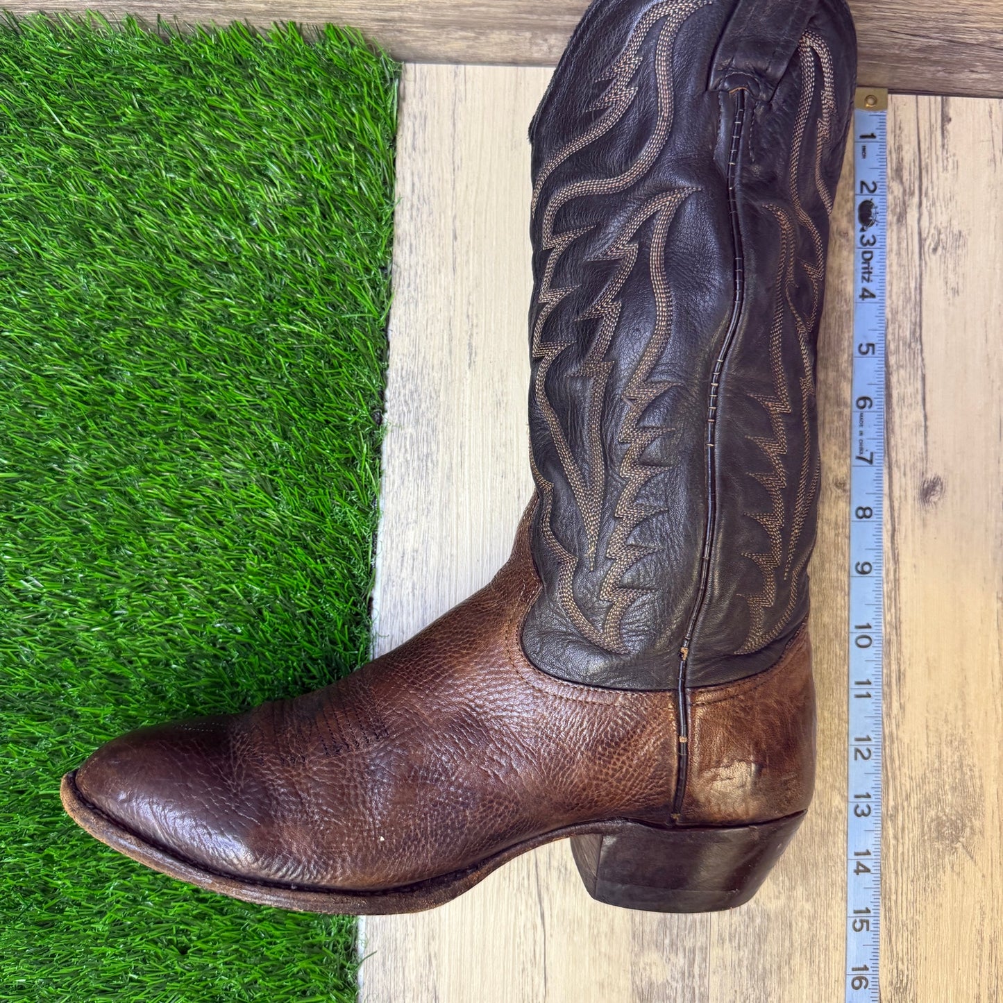 Tony Lama Men - Size 8.5EE - Vintage Black/Brown Cowboy Boots Style 6171