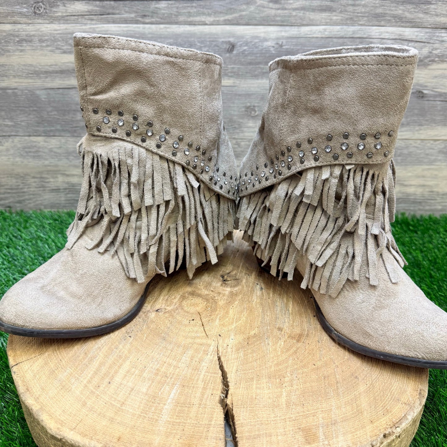 Not Rated Women - Size 8 - Tan Fringe Studded Faux Suede Boots 277
