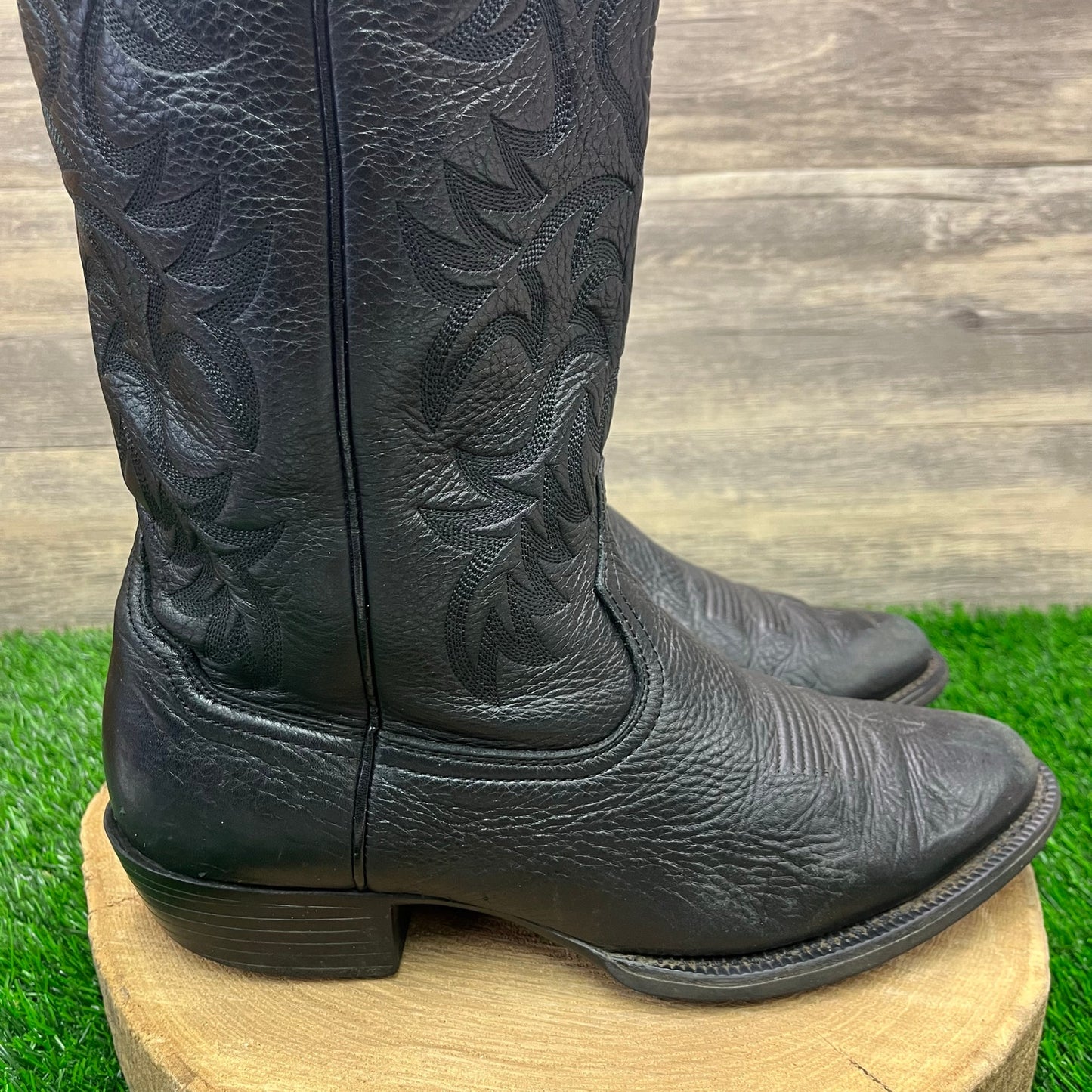 Ariat Men - Size 10EE - Black Heritage Cowboy Boots Style 10002218