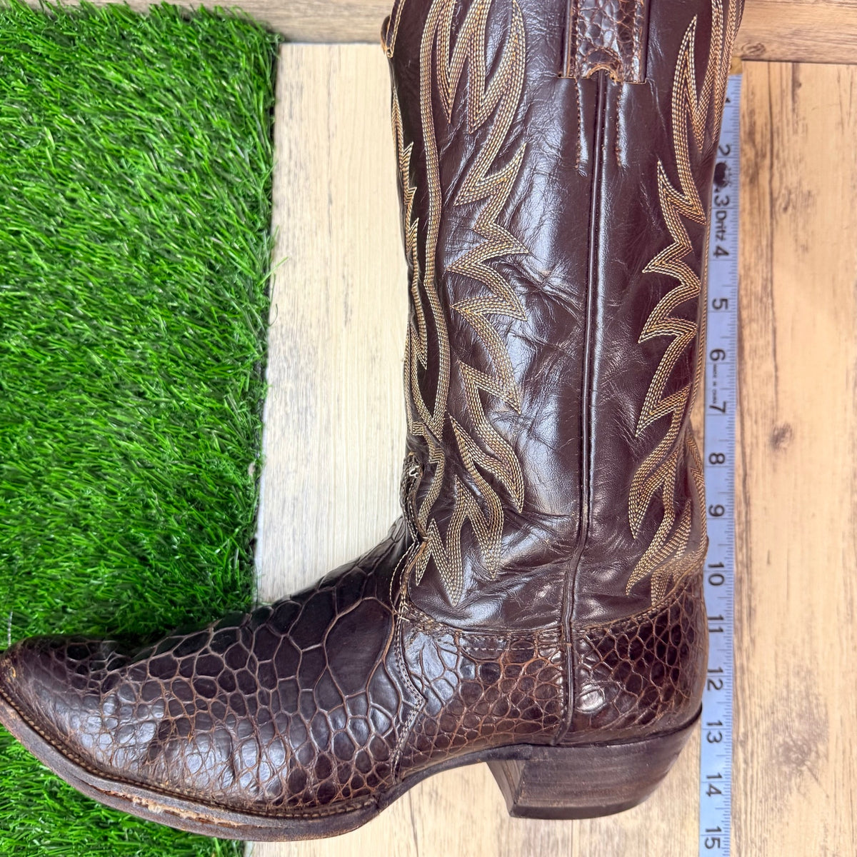 Justin Men - Size 10D - Vintage Chocolate Preban Sea Turtle Cowboy Boots 9202