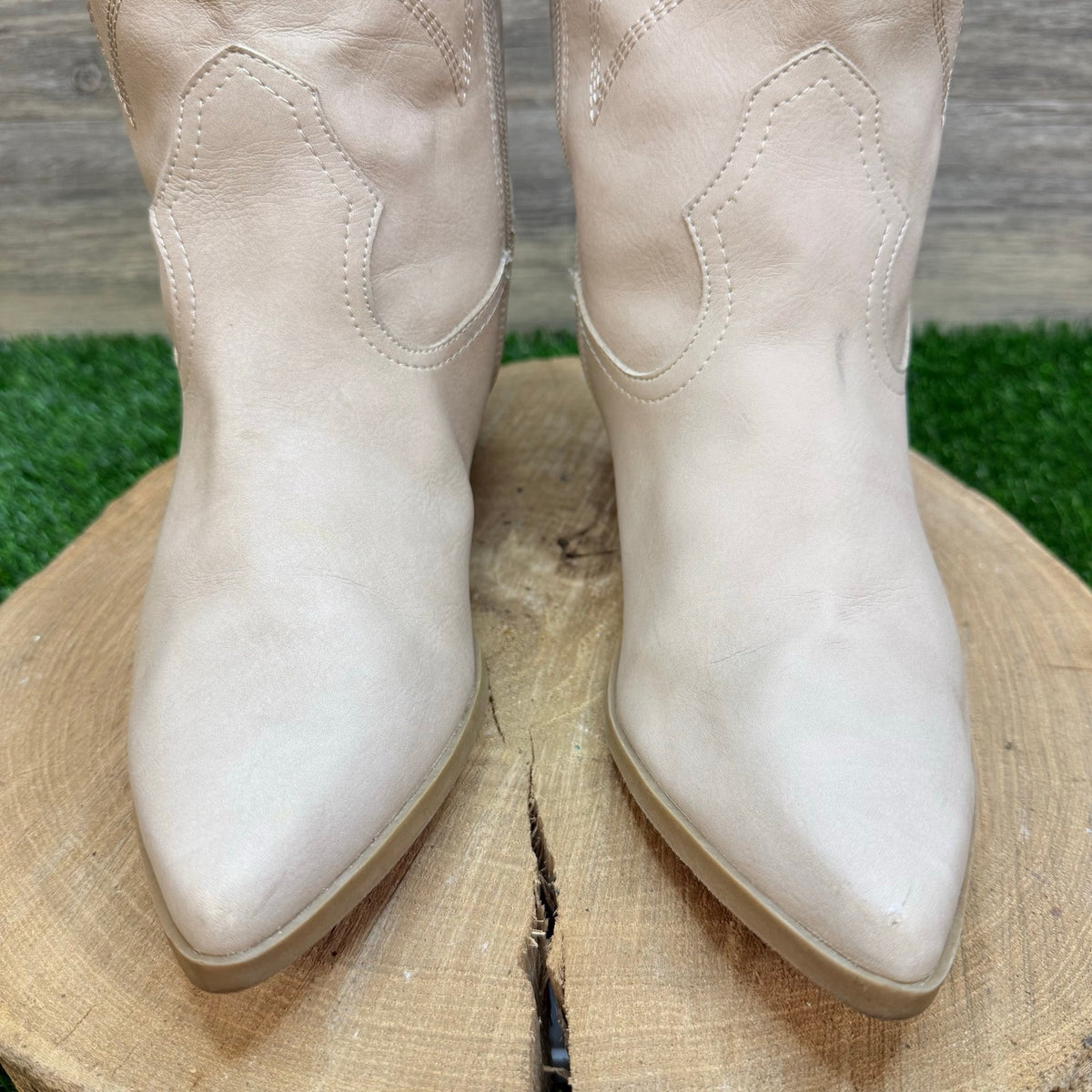 DV Women - Size 10 - Beige Faux Leather Boots Kezzy