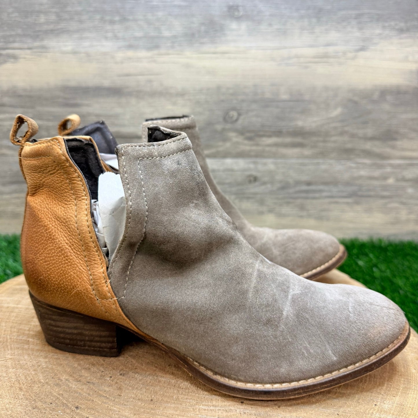 Diba True Women - Size 7M - Gray / Tan Suede Ankle Boots Stop By