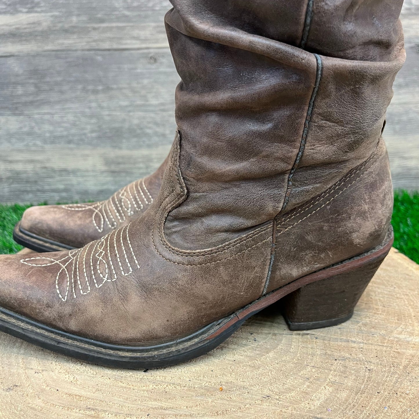 Steve Madden Women - Size 6.5M - Brown Slouch Snip Toe Cowboy Boots