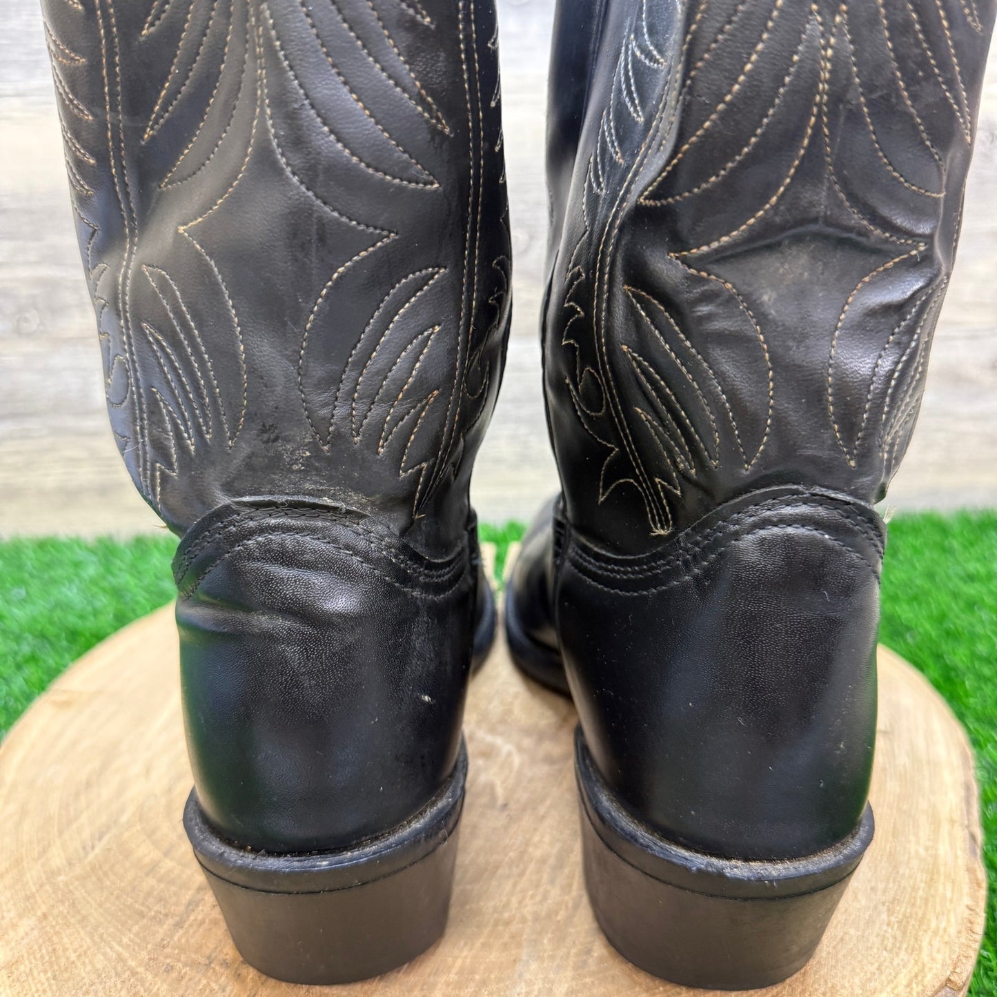 Durango Men - Size 9.5D - Vintage Black Western Cowboy Boots Style 18002