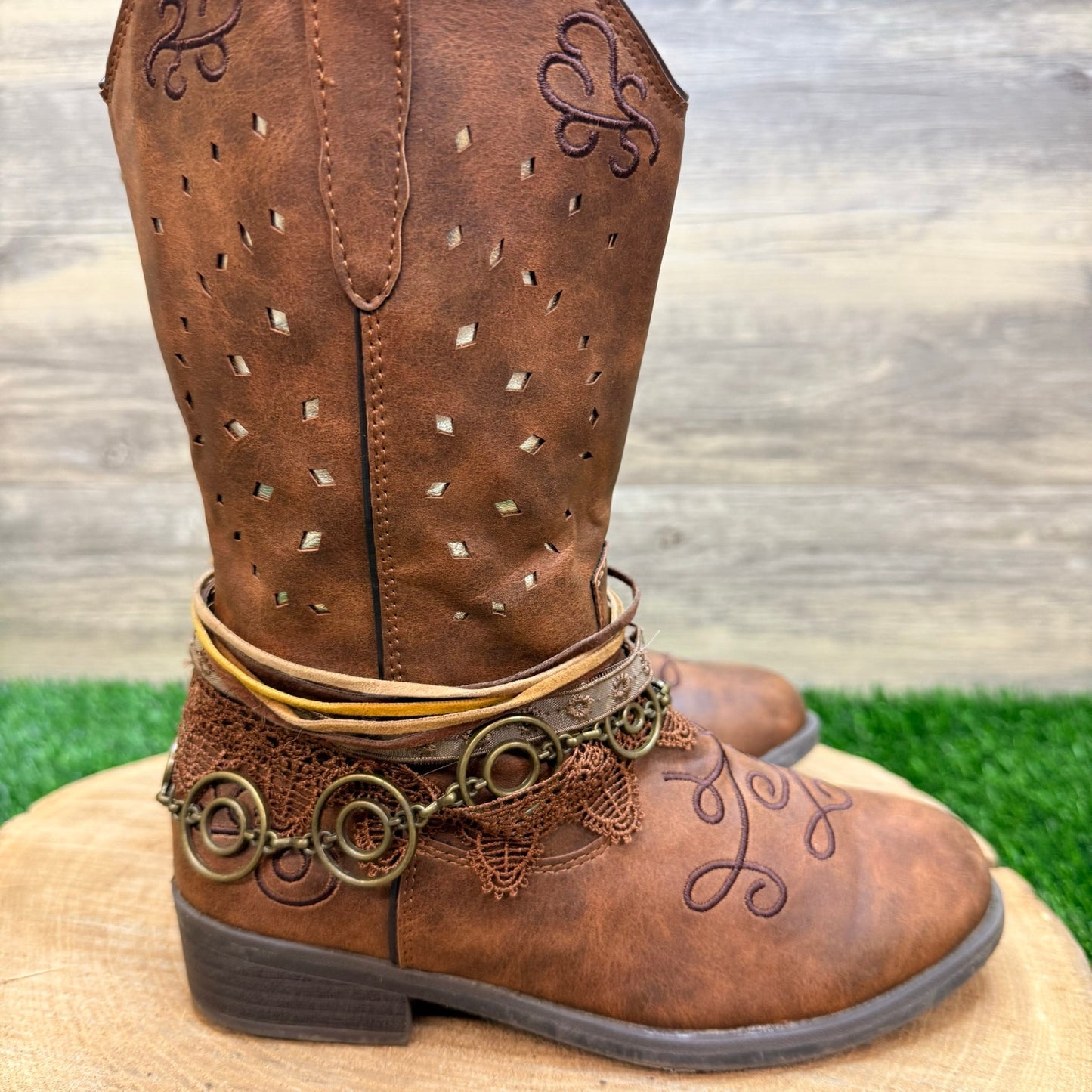 Rodeo Ropers Youth - Size 2M - Brown Zipper Boots Carousel