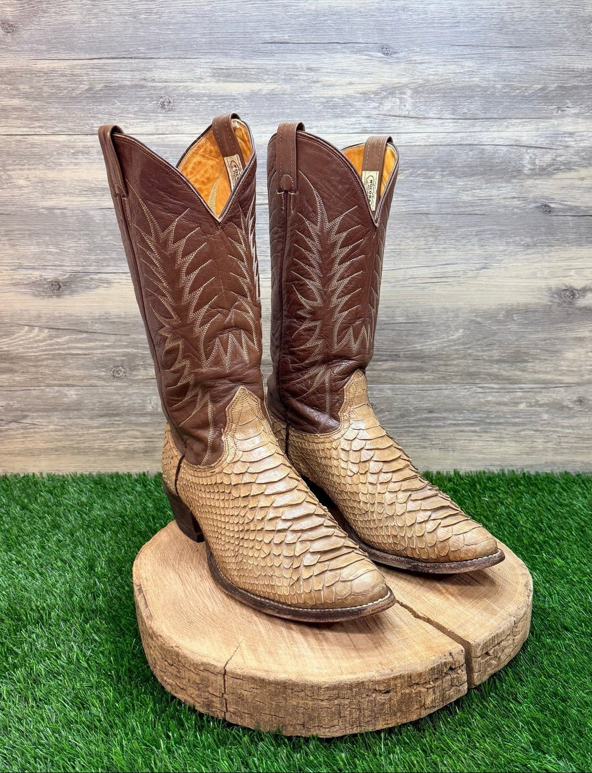 Nocona Men - Size 12B - Tan / Brown Python Snake Western Cowboy Boots 2717C