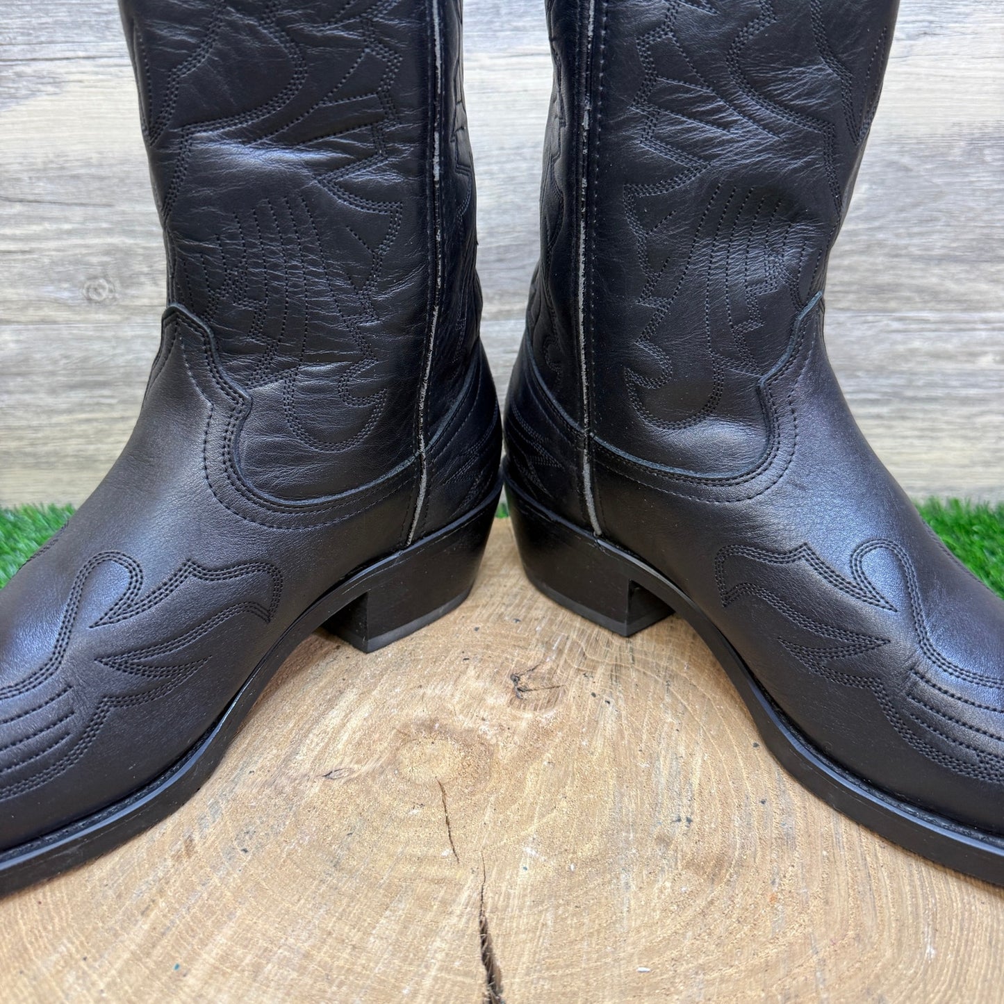 Durango Men - Size 10.5D - Black Toe Plate Western Cowboy Boots Style TR750