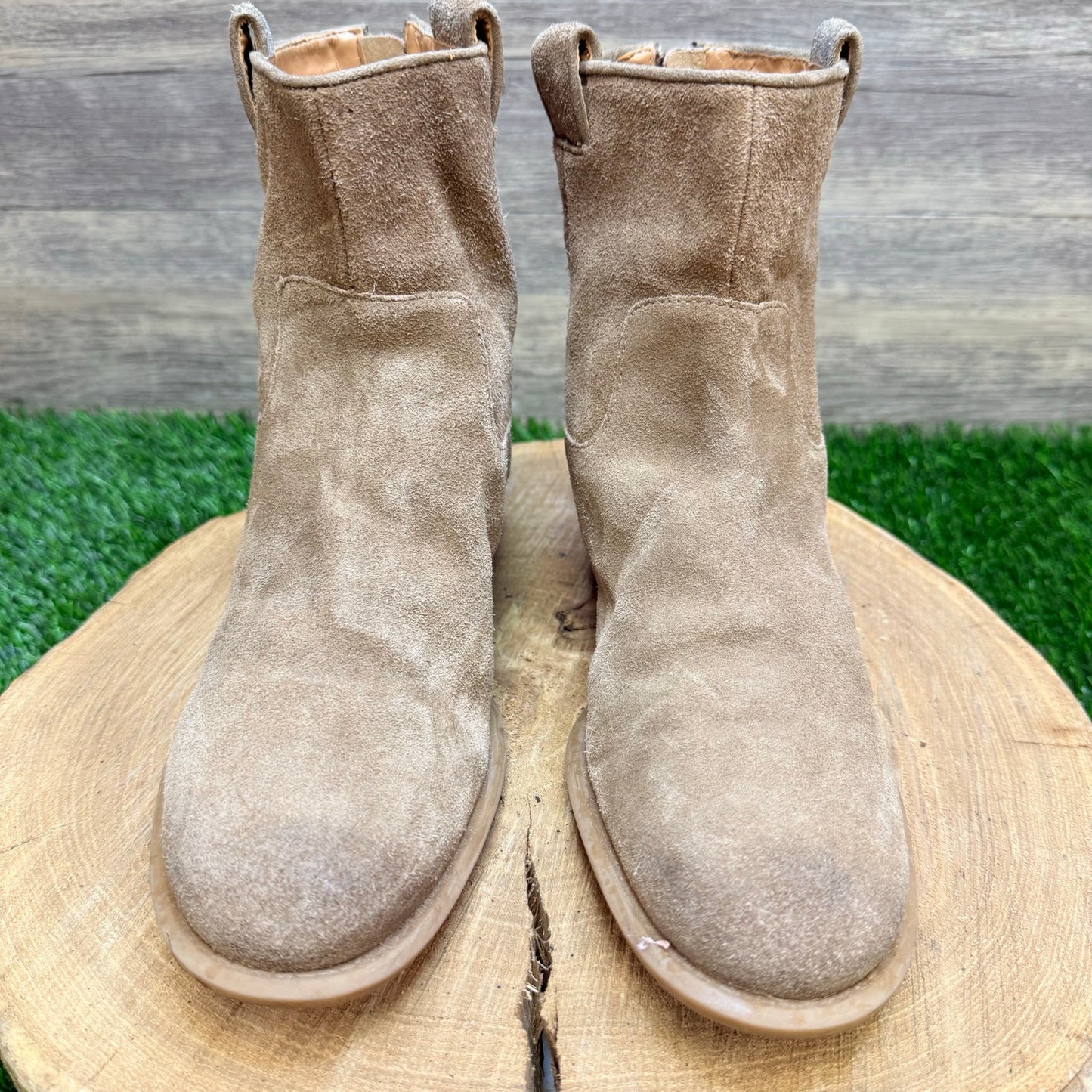 Nine West Women - Size 8M - Tan Suede Ankle Zipper Boots NW Jareth