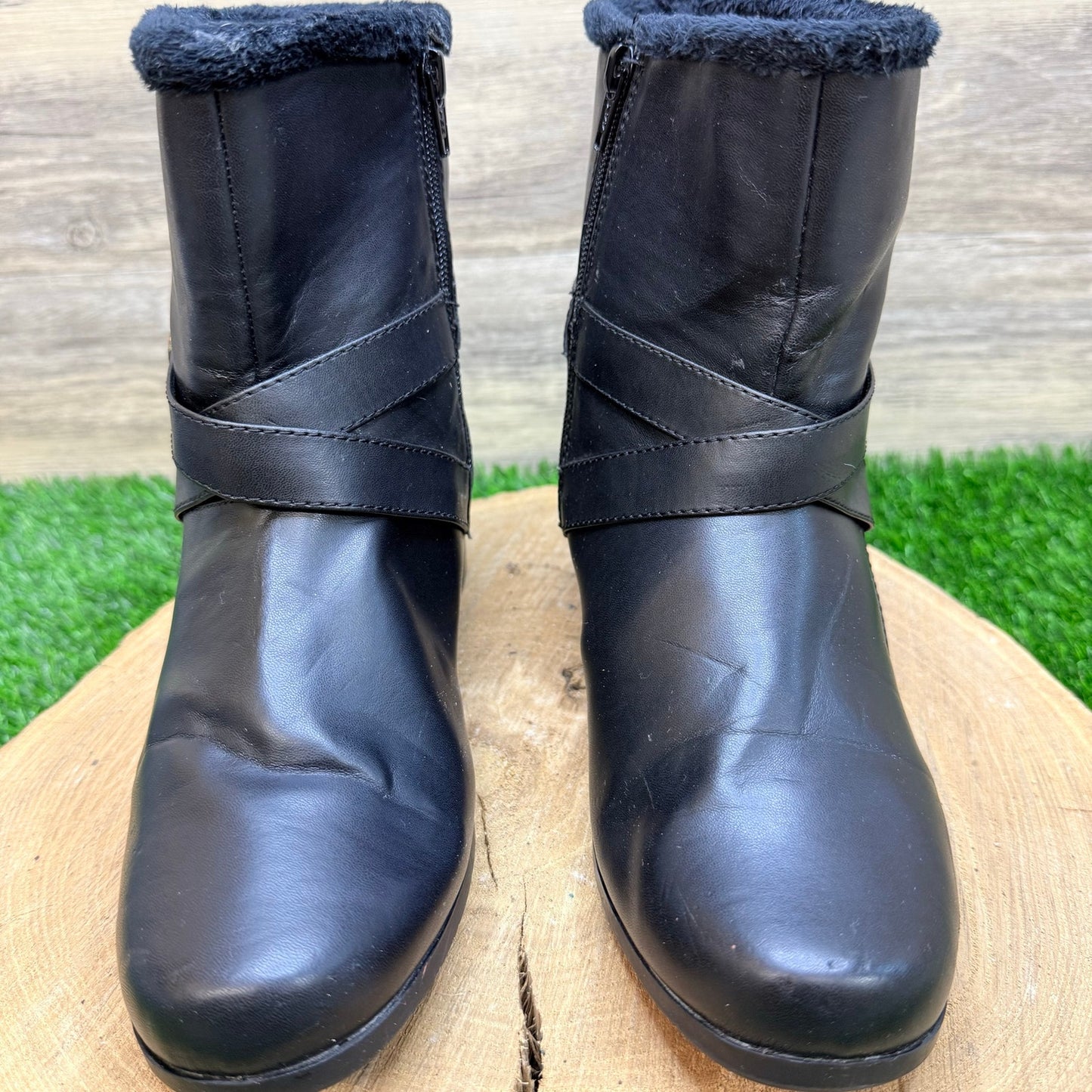 Khombu Women - Size 8.5M - Black Faux Leather Buckle Ankle Boots Madison