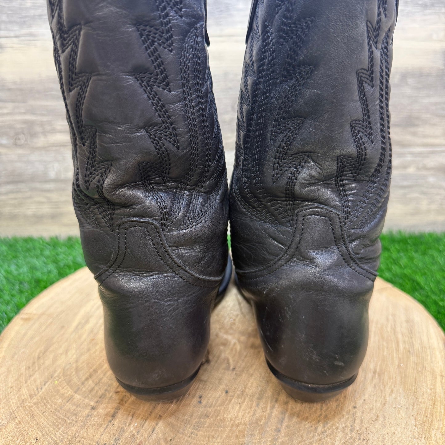 Unknown Women - Size 6 - Vintage Black Western Cowboy Boots