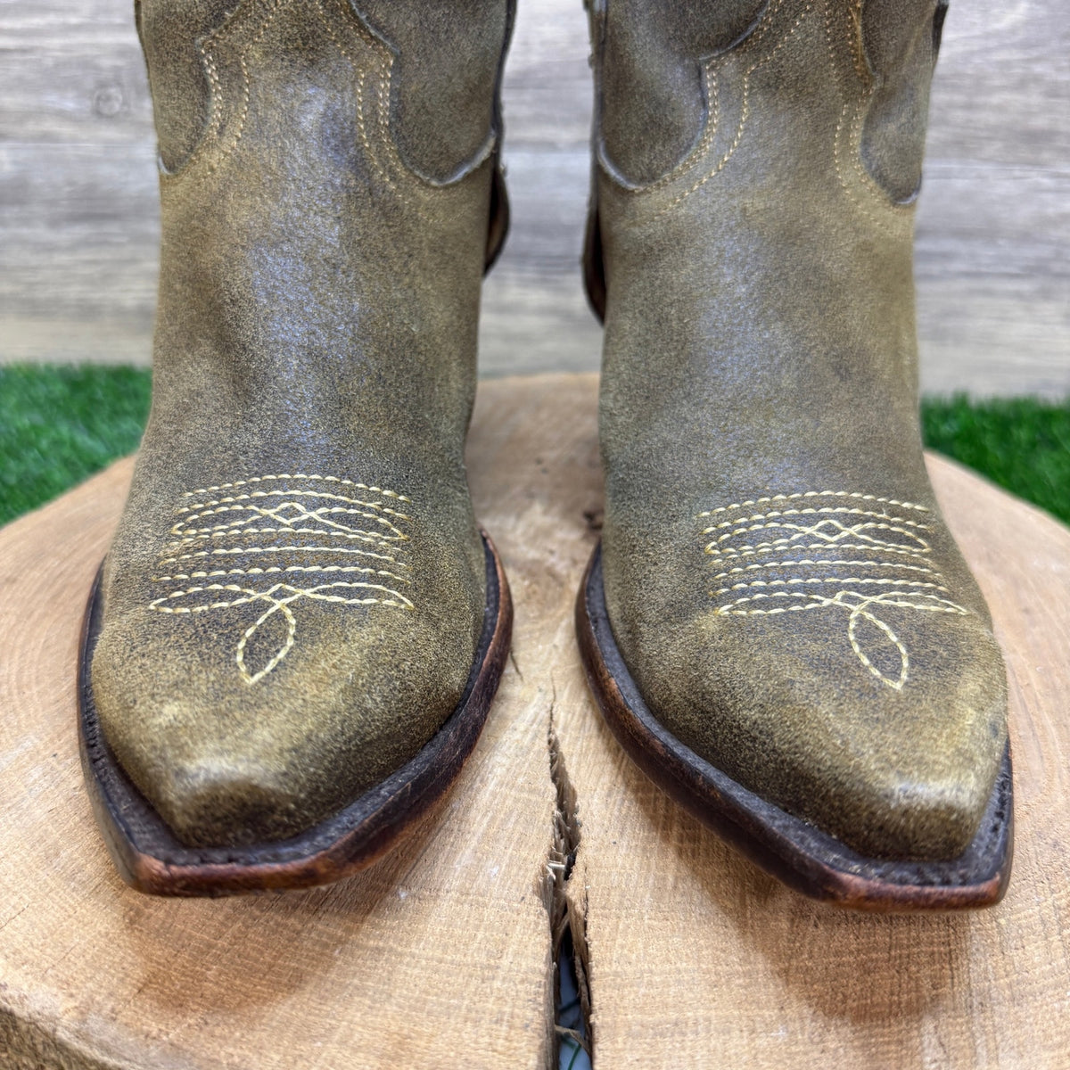 Charlie One Horse Women - Size 11B - Olive Suede Ankle Cowboy Boots