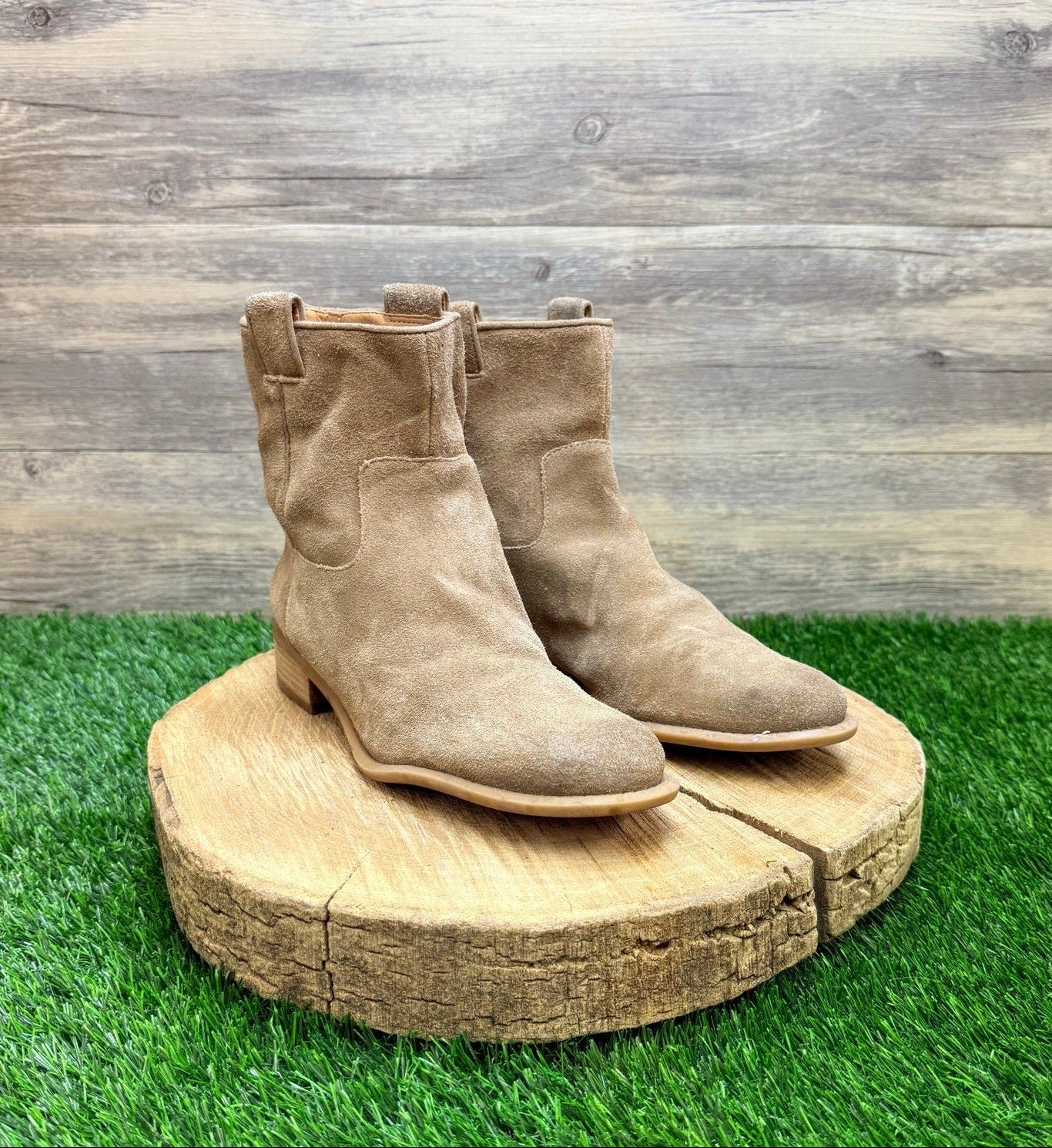 Nine West Women - Size 8M - Tan Suede Ankle Zipper Boots NW Jareth