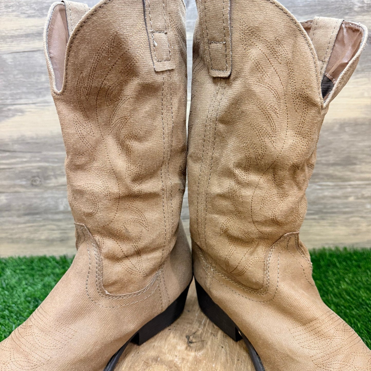 Rampage Women - Size 8.5M - Beige Faux Leather Cowboy Boots Walden 300301