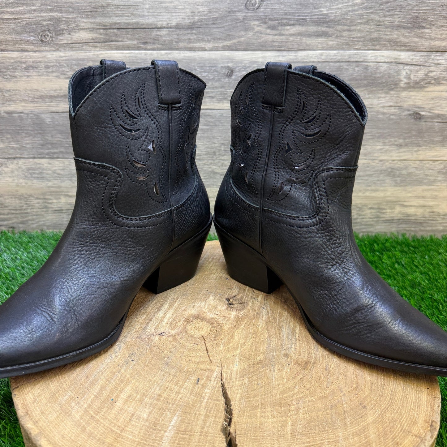 Lucky Brand Women - Size 9M - Black Cutout Ankle Boots