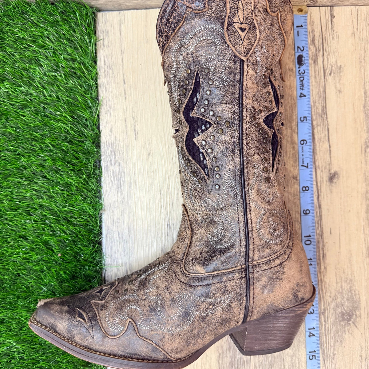 Laredo Women - Size 6M - Distressed Brown Lucretia Studded Cowboy Boots 52133