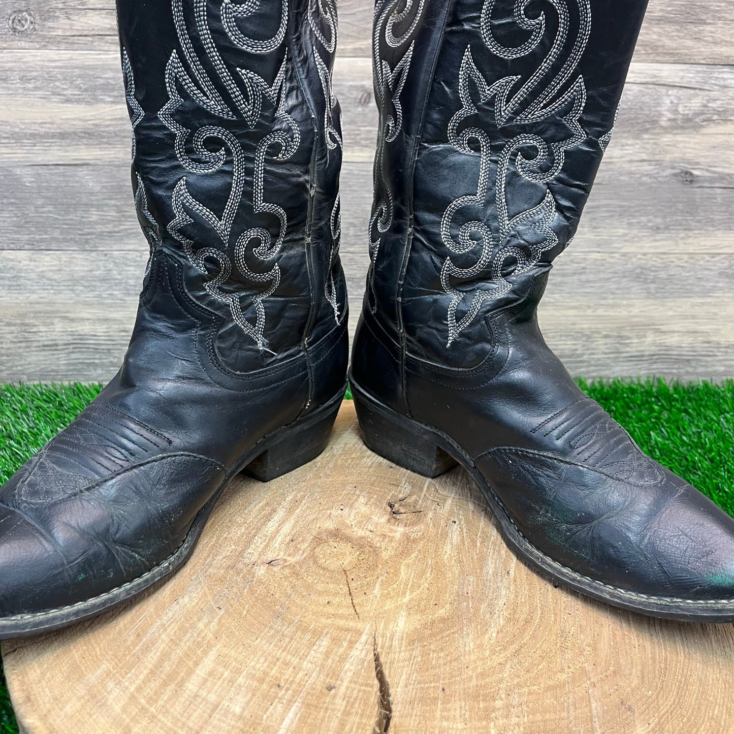 Justin Men - Size 7D - Black Cowboy Boots Style 1409