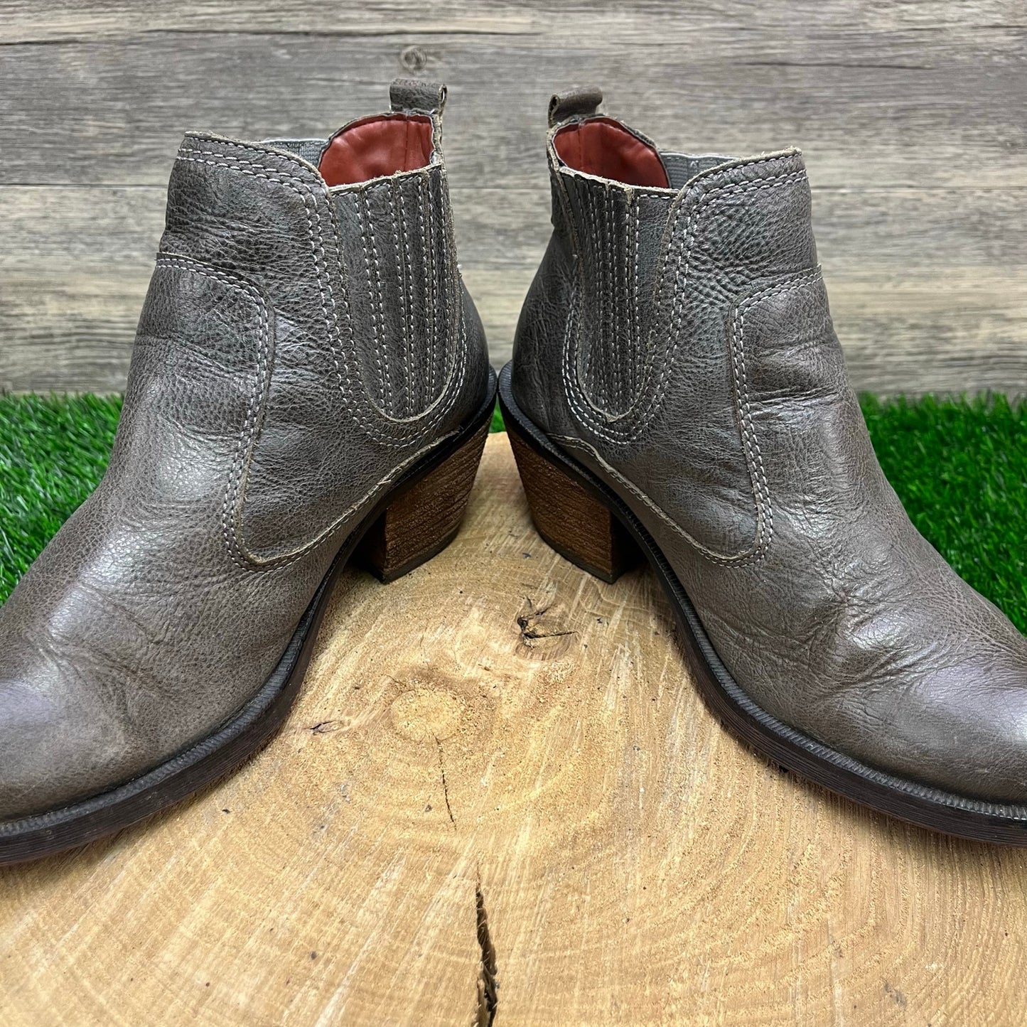 Luxury Rebel Women - Size 6 - Gray Ankle Boots