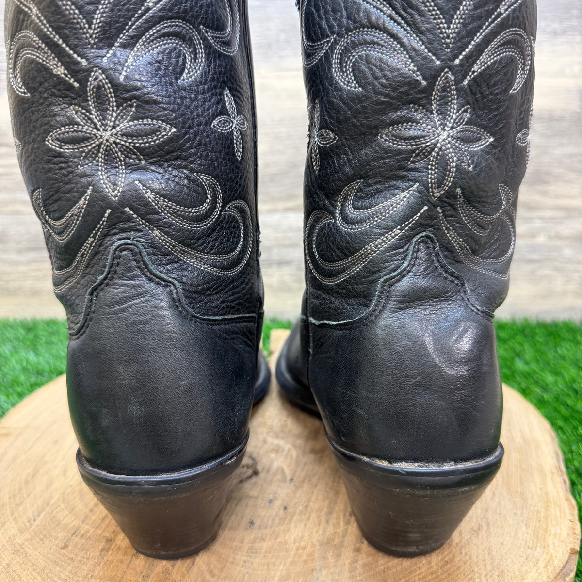 Ariat Women - Size 8.5B - Black Deertan Cowboy Boots Style 13670