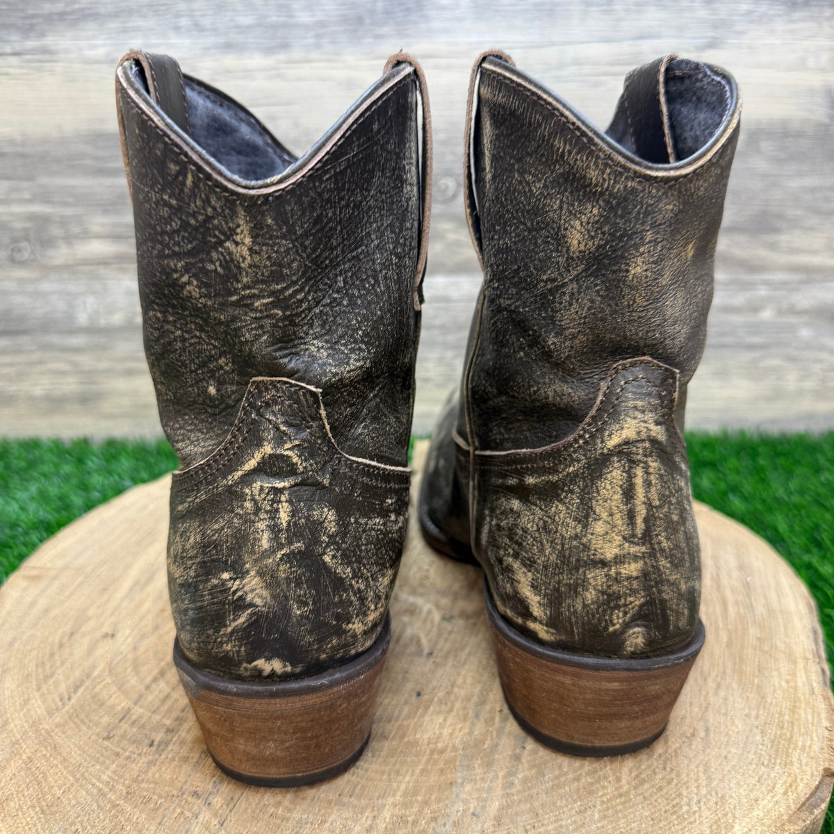 Roper Women - Size 7 - Distressed Brown Ankle Boots Style 0683