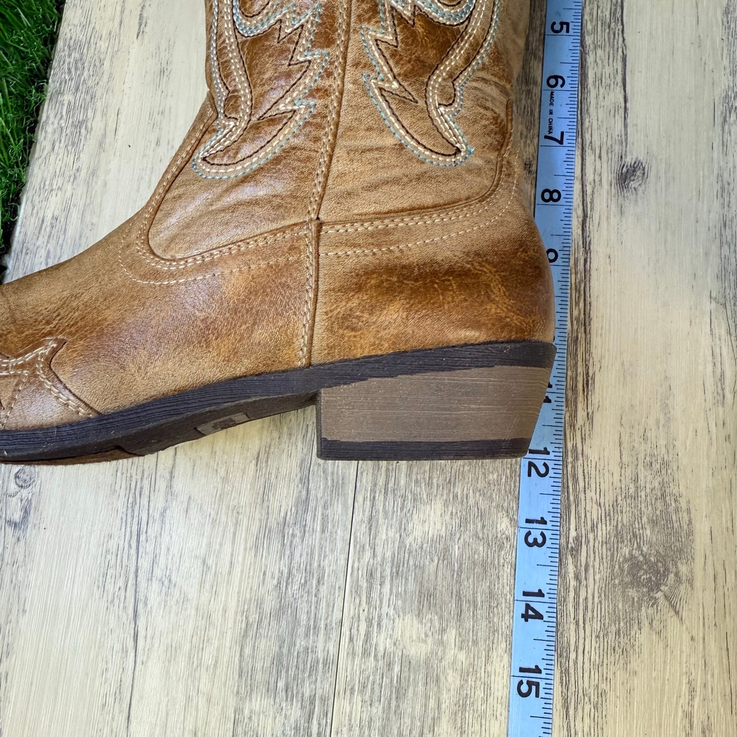 Coconuts Women - Size 6.5M - Tan / Turquoise Soft Faux Cowboy Boots Cimmaron