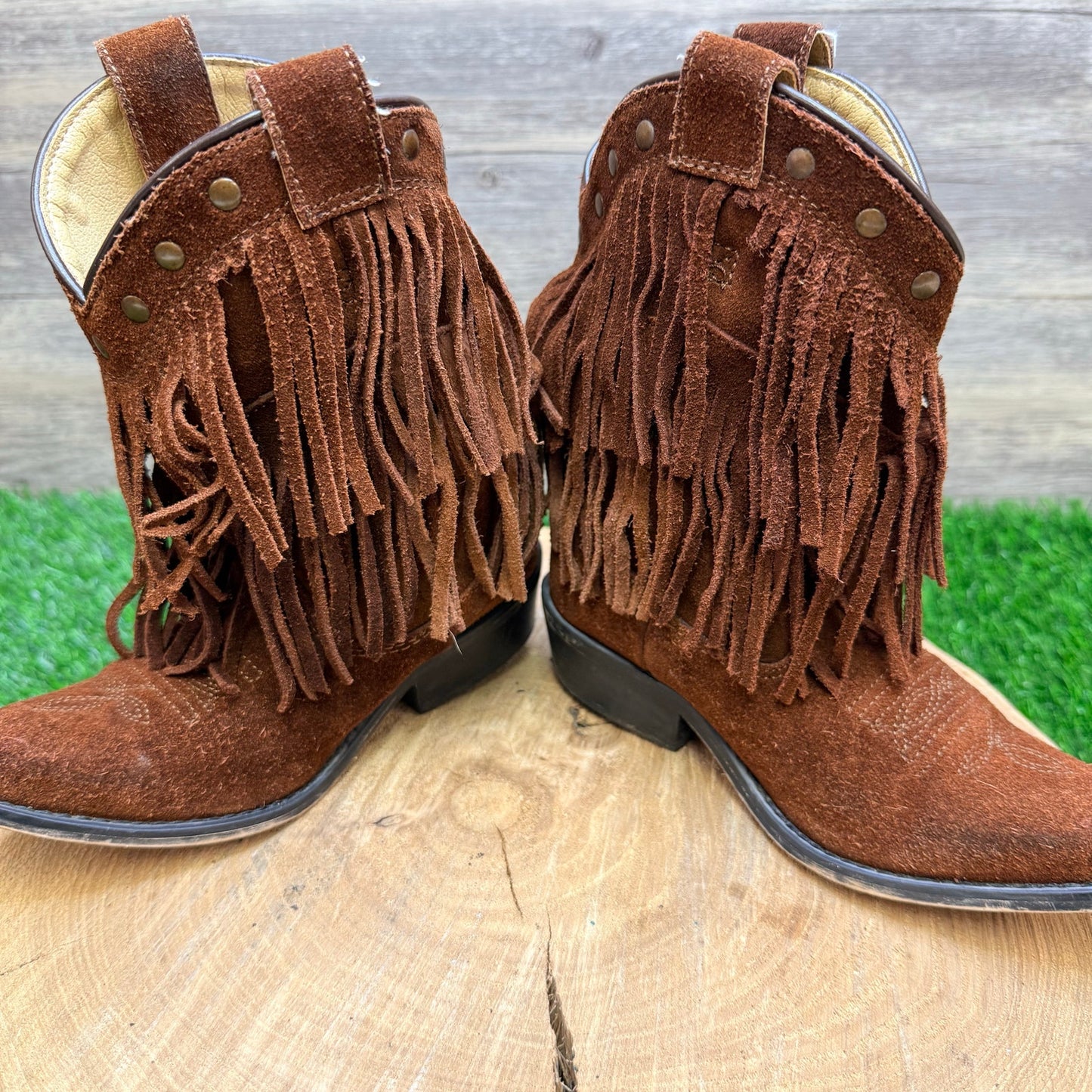 Shyanne Youth - Size 12D - Brown Fringe Cowboy Boots 43514