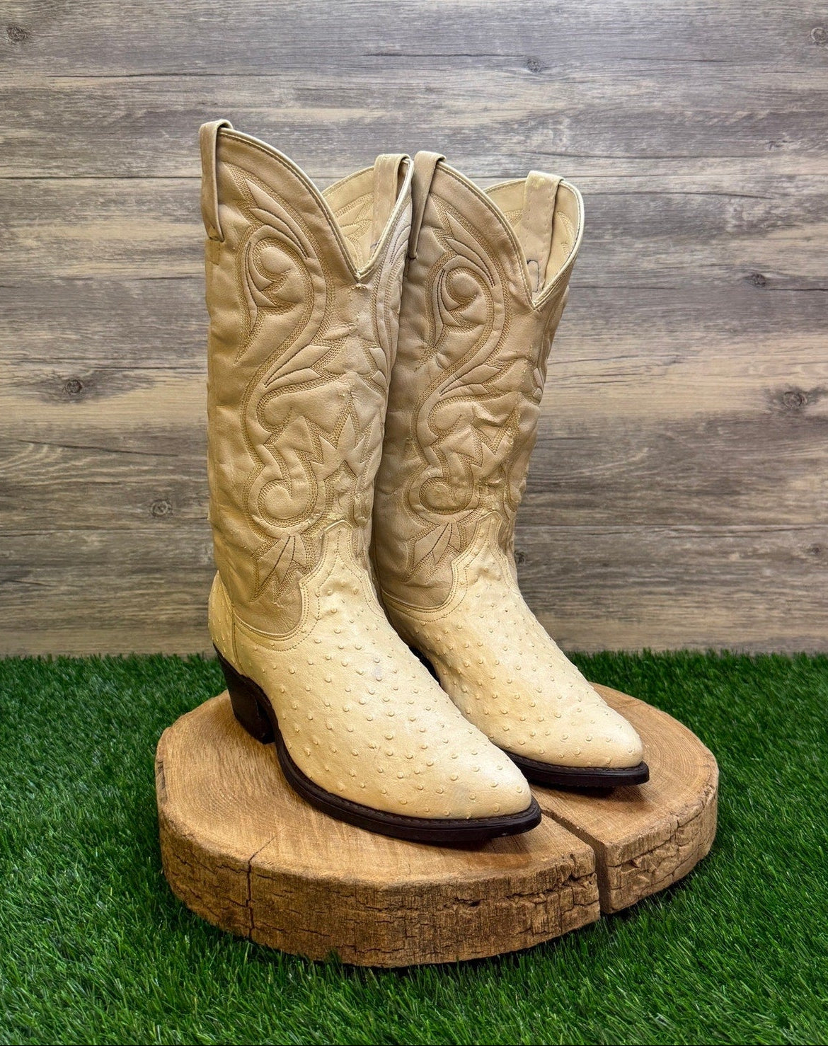Acme Men - Size 9D - Vintage Cream Ostrich Western Cowboy Boots Style 4577