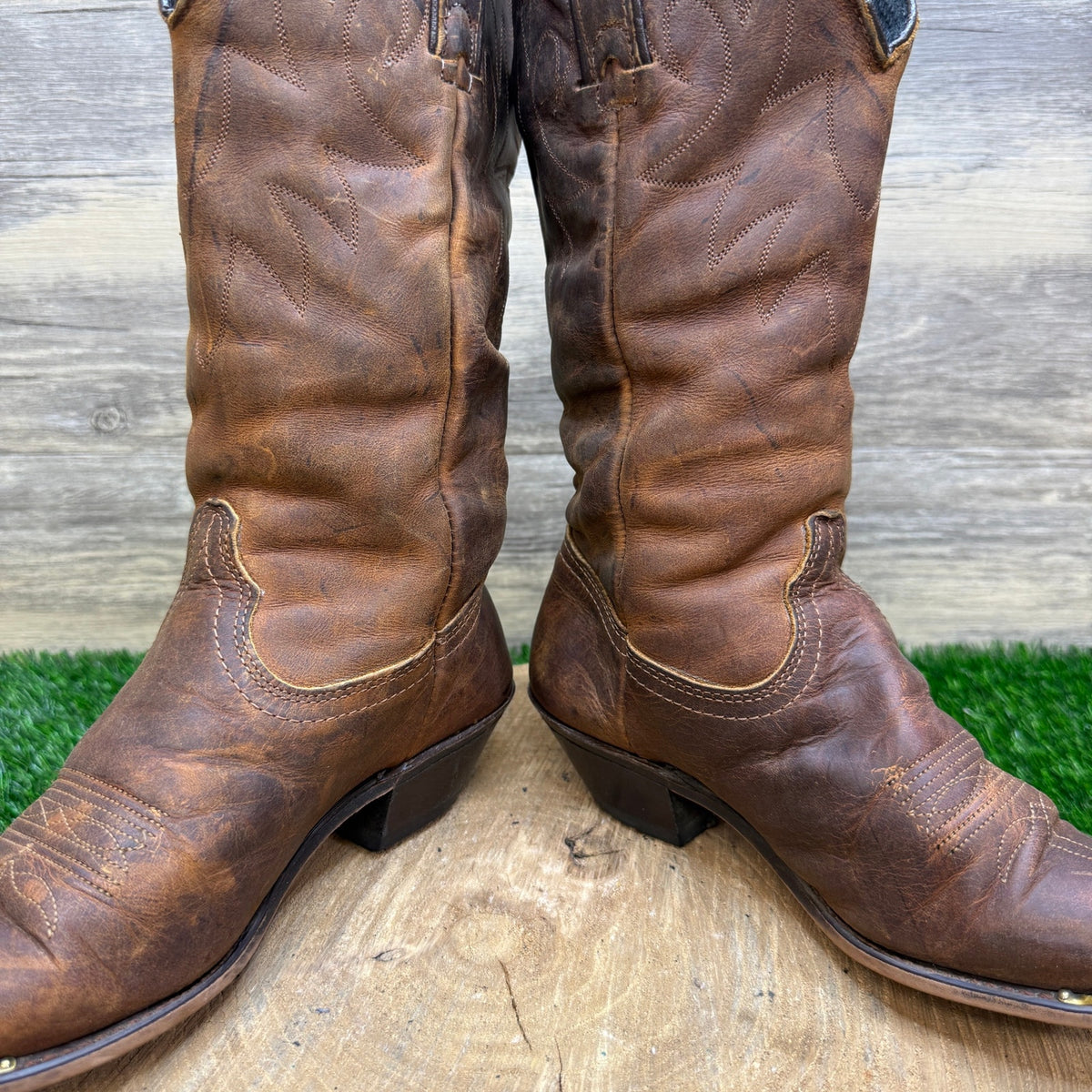 Durango Women - Size 5.5 - Brown Slouch Toe Plate Cowboy Boots Style 57856