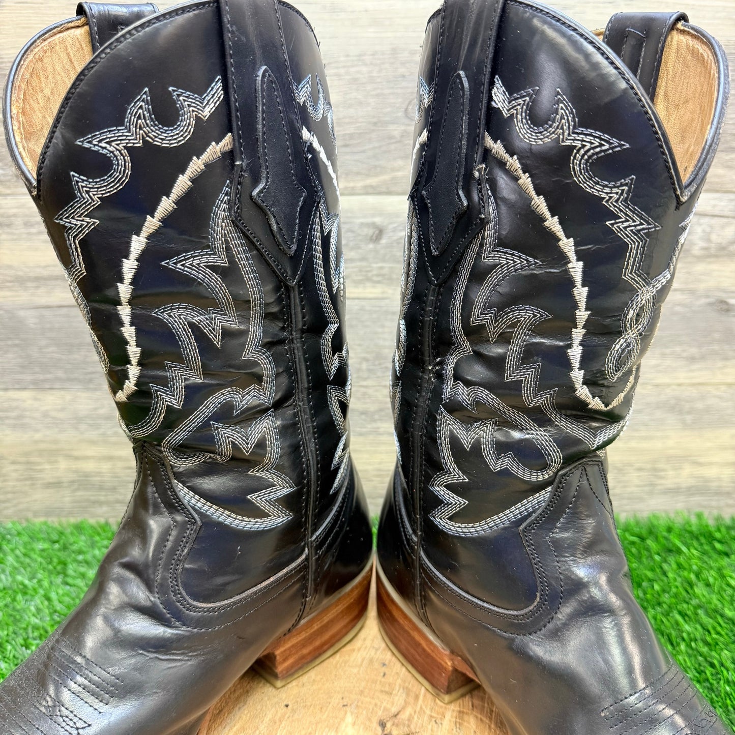 Sebastian’s Men - Size 9.5 - Black Cowboy Boots Made in Mexico