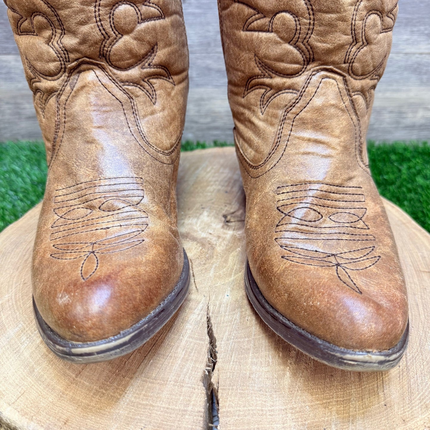 Rodeo Ropers Women - Size 9W - Tan Faux Leather Cowboy Boots Mesa