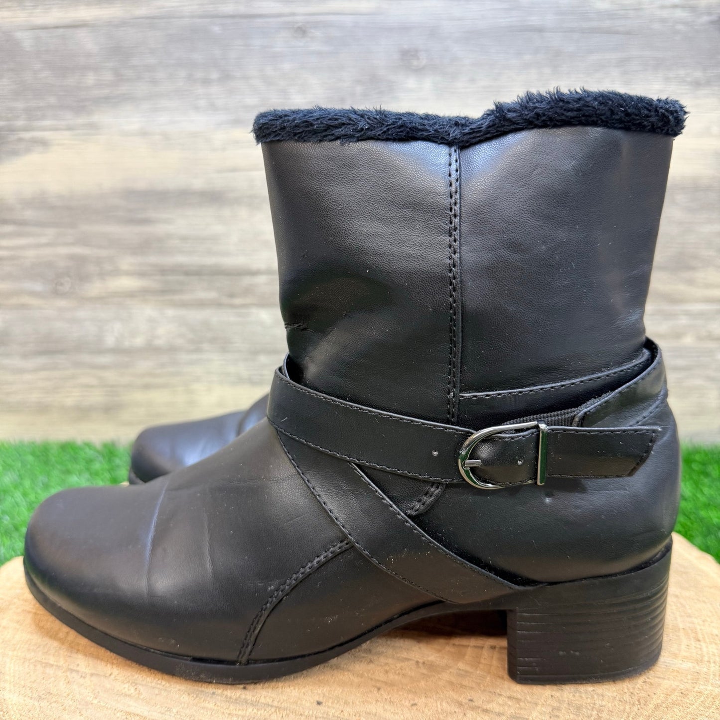 Khombu Women - Size 8.5M - Black Faux Leather Buckle Ankle Boots Madison