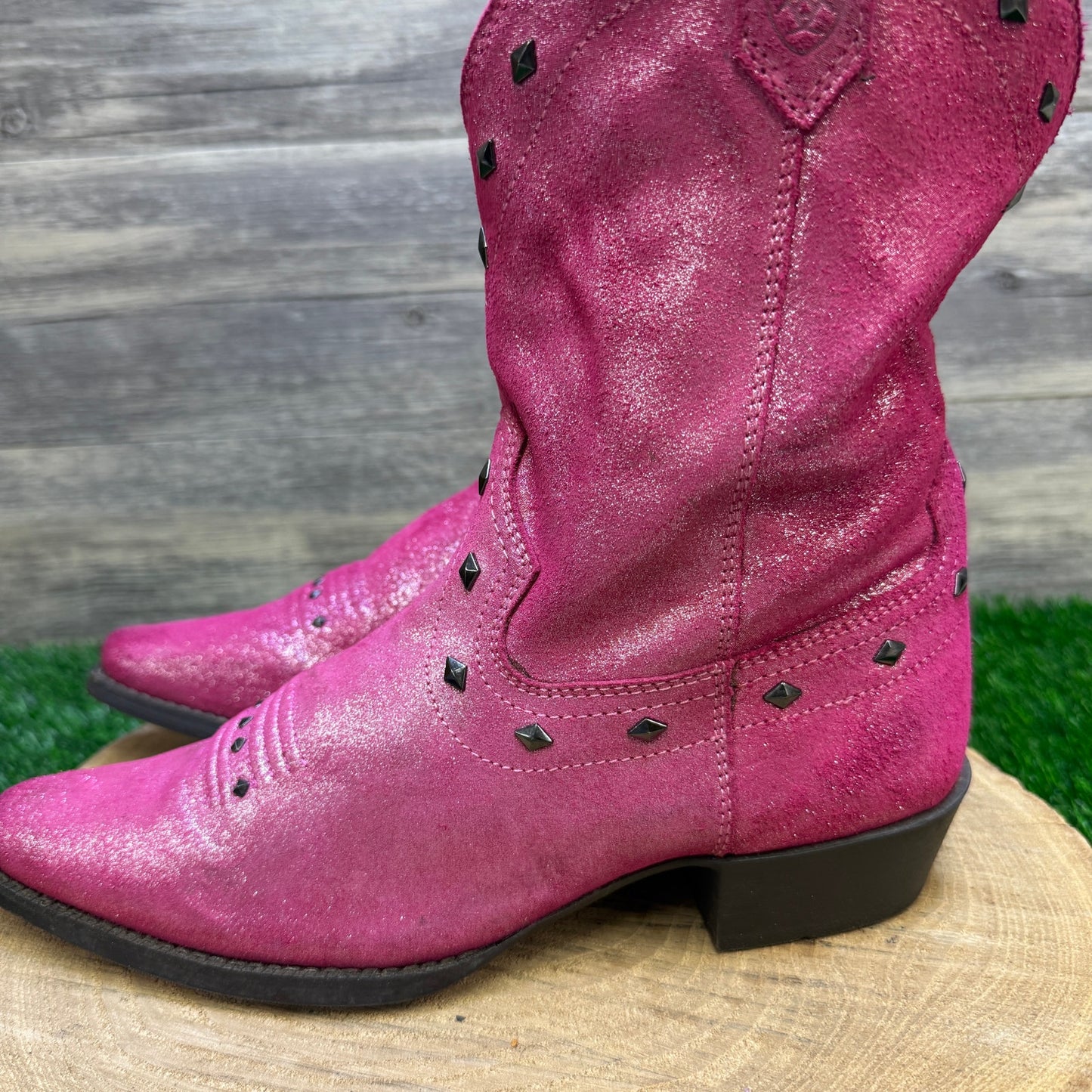 Ariat Youth - Size 6 - Pink Studded Snip Toe Cowboy Boots Style 10012798