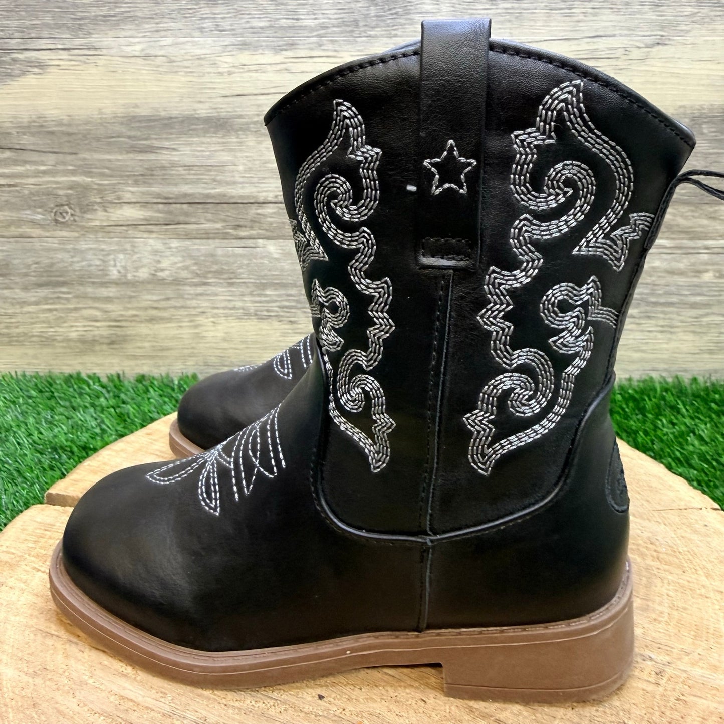 NEW Pawz Youth - Size 1 - Black Western Faux Leather Cowboy Boots