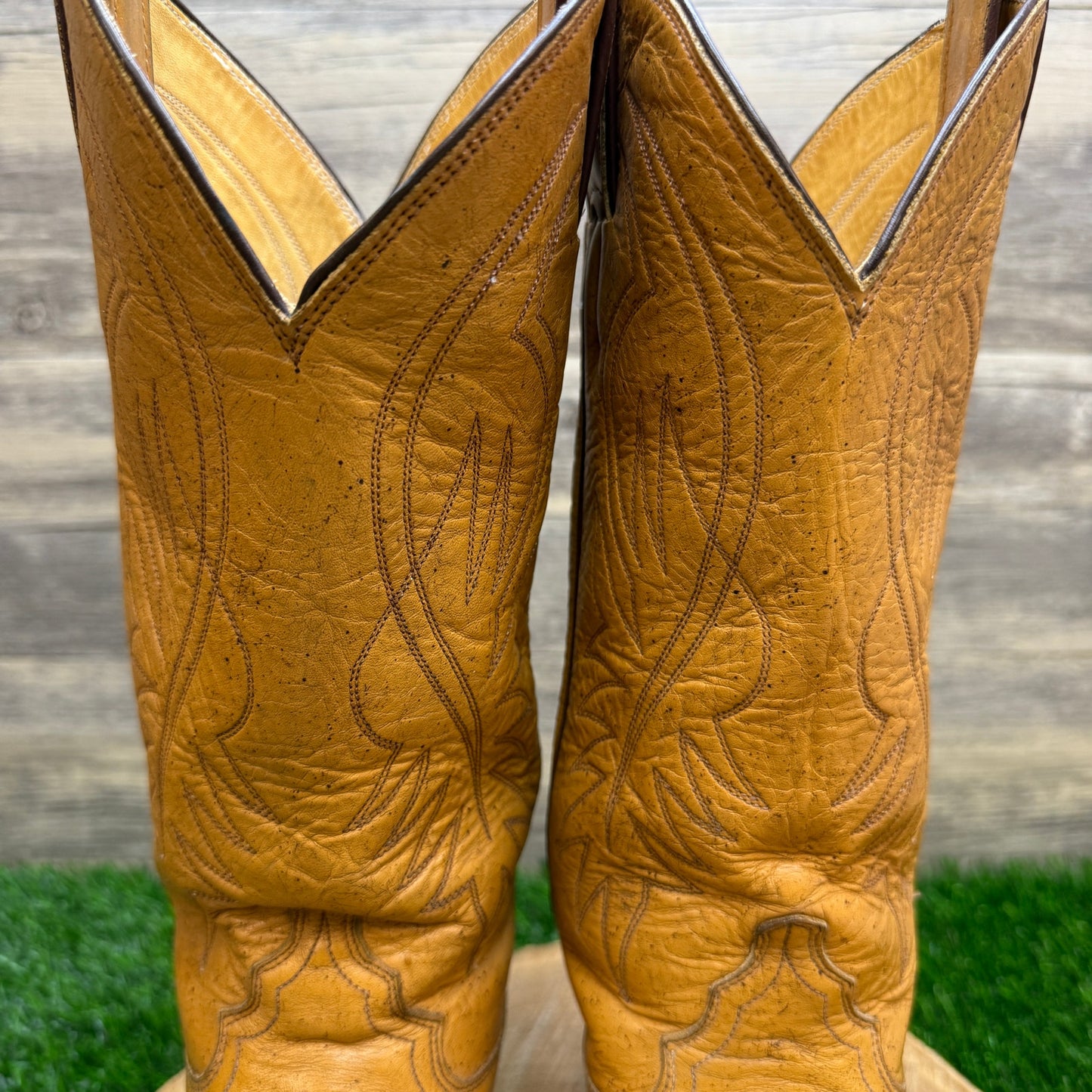 Justin Women - Size 7B - Vintage Marbled Sand Cowboy Boots Style L4127