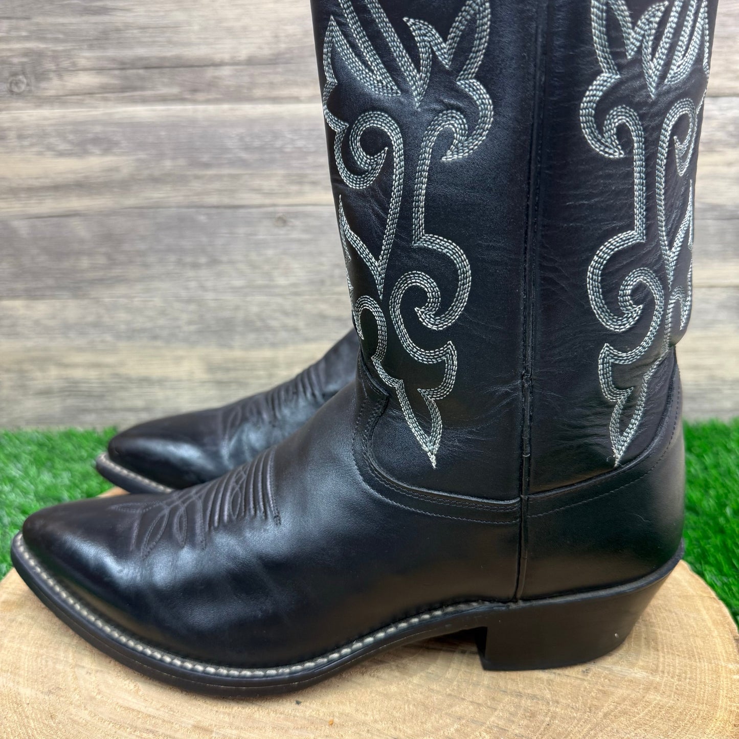 Justin Men - Size 8.5EE - Black Stitched Cowboy Boots Style 1408