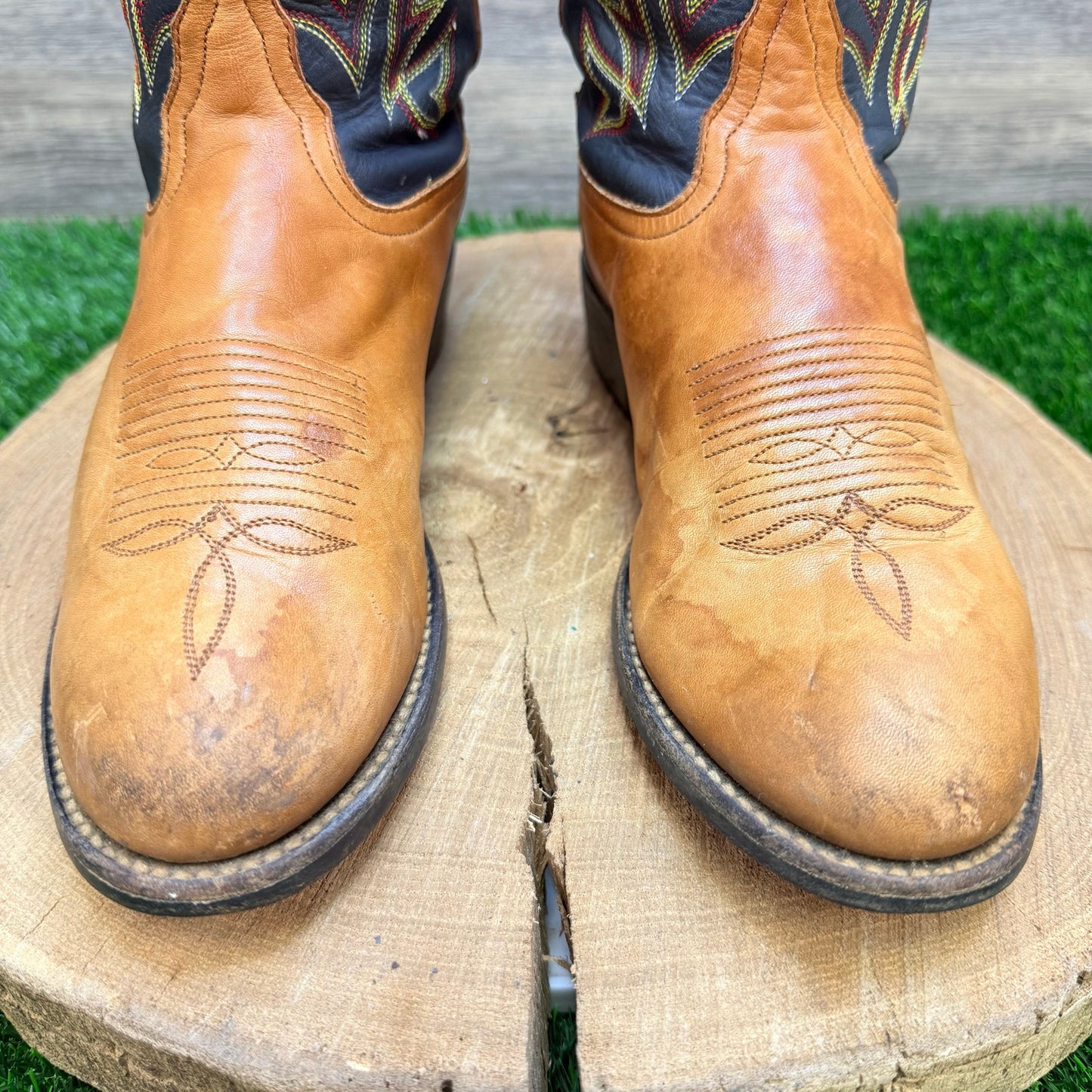 Tony Lama Women - Size 7B - Tan/Black Cowboy Boots 1060