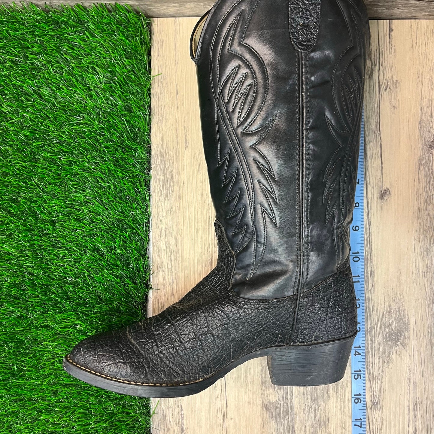 Bronco Men - Size 8.5EE - Vintage Black Faux Skin/Leather Cowboy Boots 6986