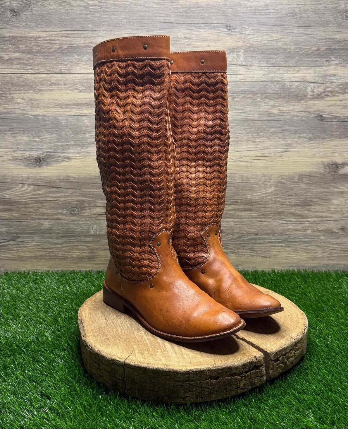 Frye Women - Size 7.5B - Carmel Weave Riding Boots Style 77970