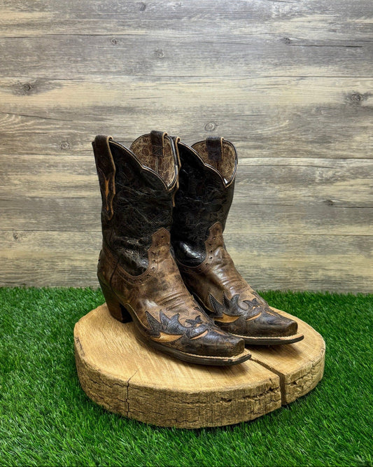 Ariat Women - Size 8.5B - Black/Brown Snip Toe Cowboy Boots Style 10008780