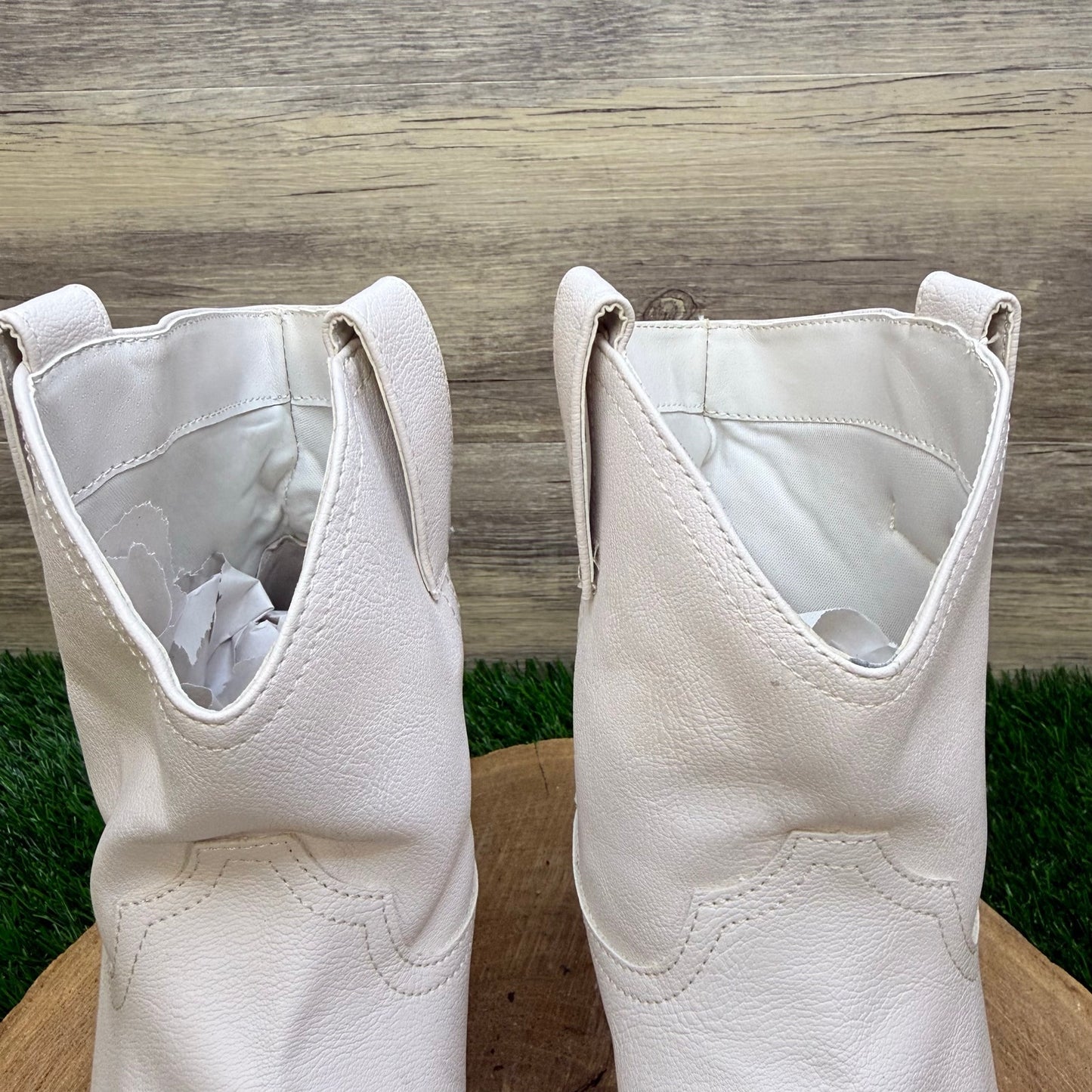 Crown & Ivy Women - Size 9.5M - White Faux Leather Ankle Boots Dolly