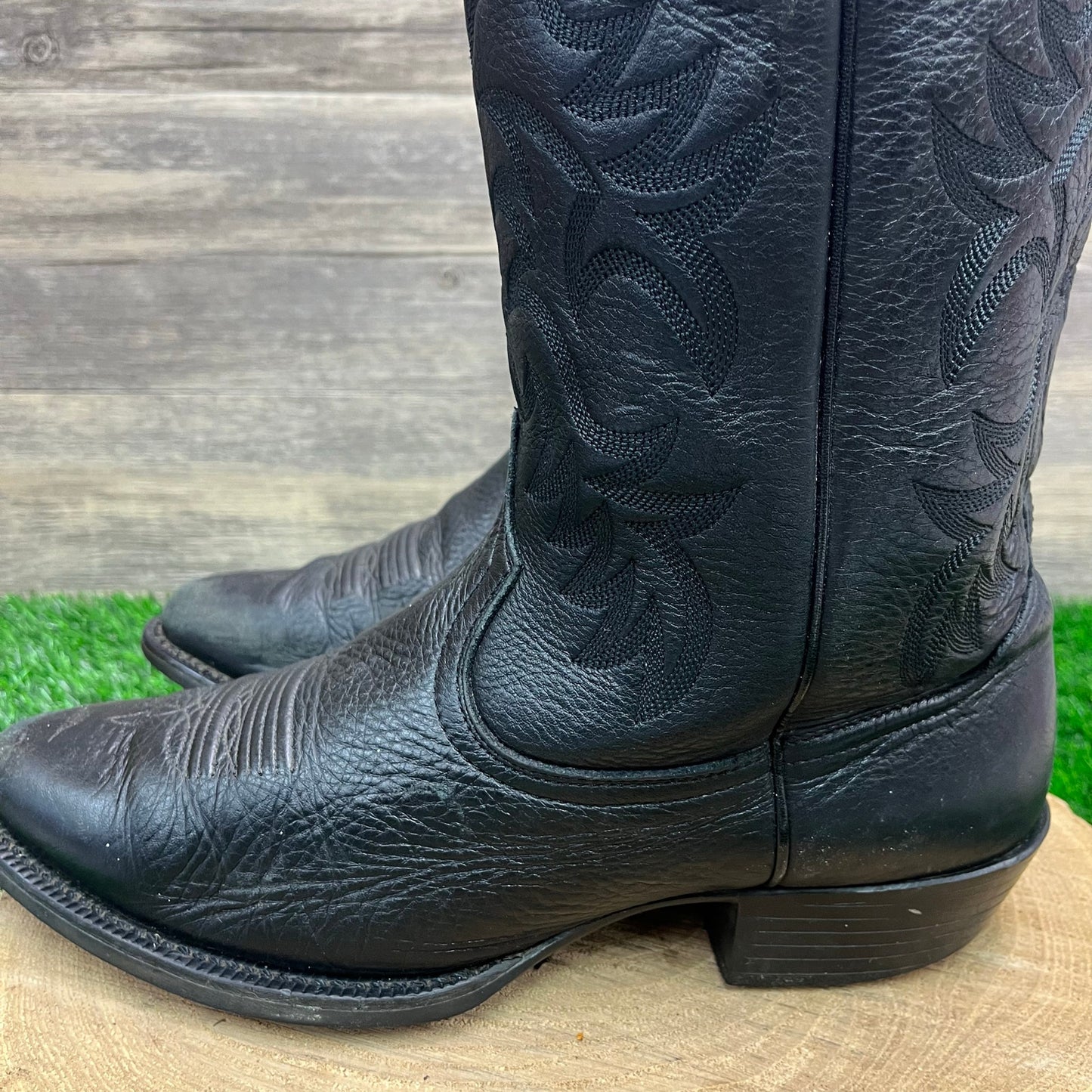 Ariat Men - Size 10EE - Black Heritage Cowboy Boots Style 10002218