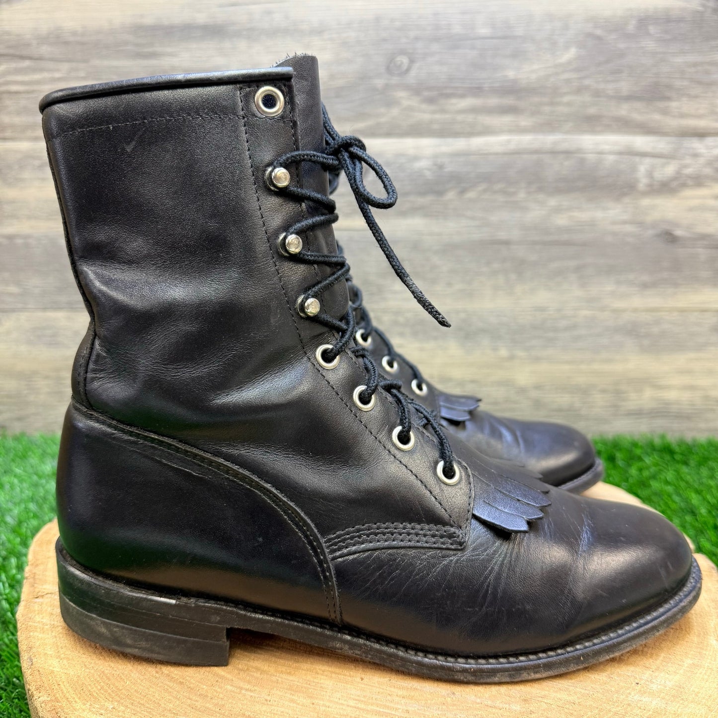 Justin Women - Size 7B - Vintage Black Lace Up Boots L0506