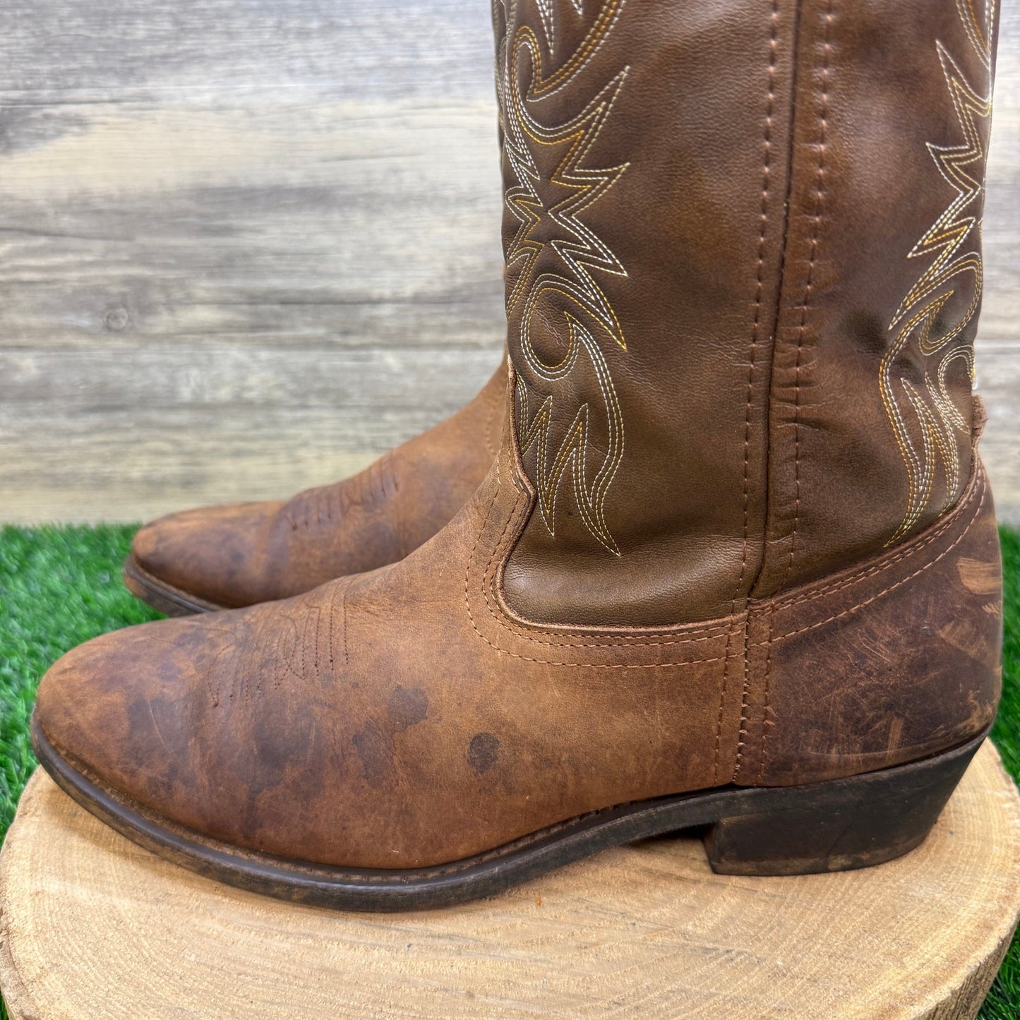 Cody James Men - Size 11.5D - Two Tone Brown Western Cowboy Boots Style CJ4242