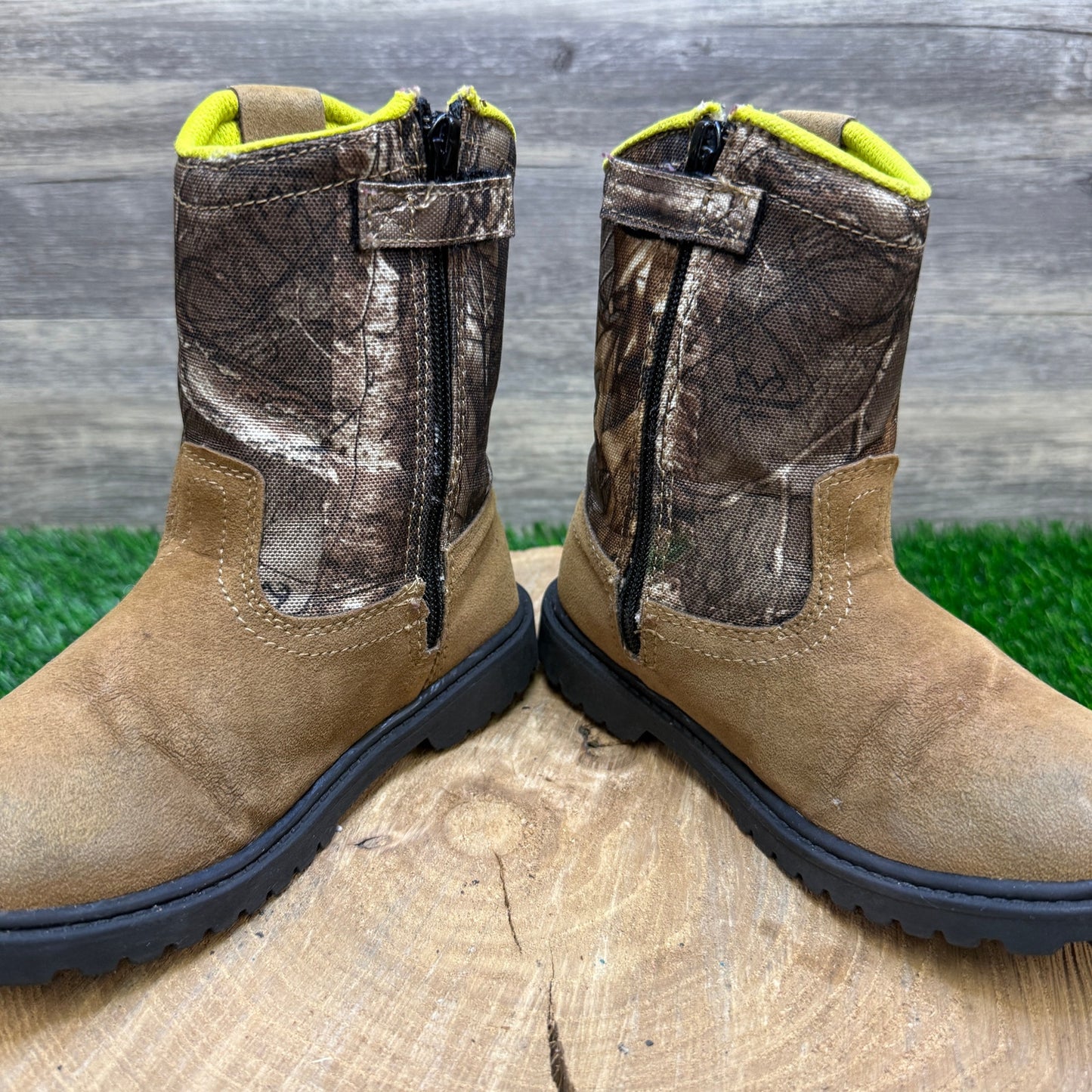 Magellan Youth - Size 12D - Tan/Camo Faux Leather Boots Style 1575