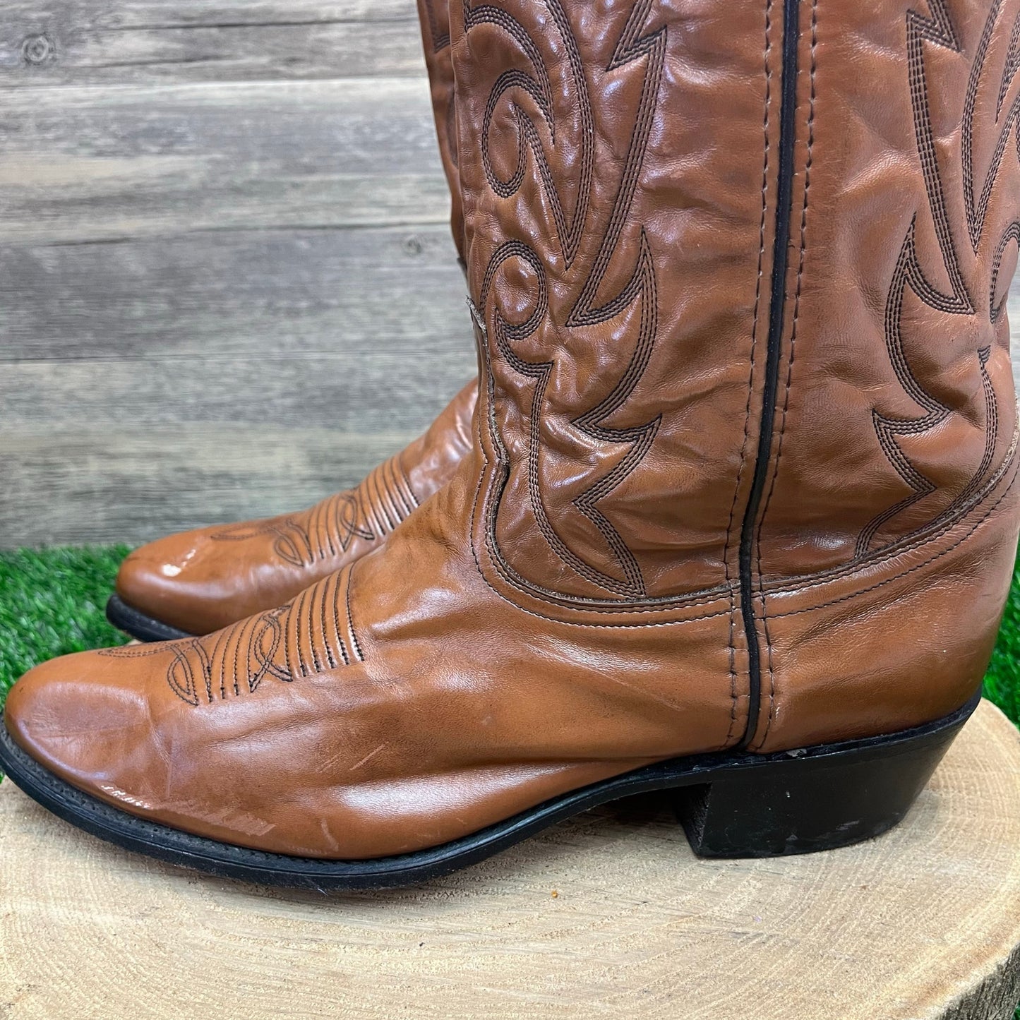Acme Men - Size 10.5D - Vintage Cognac Faux Leather Cowboy Boots Style 604