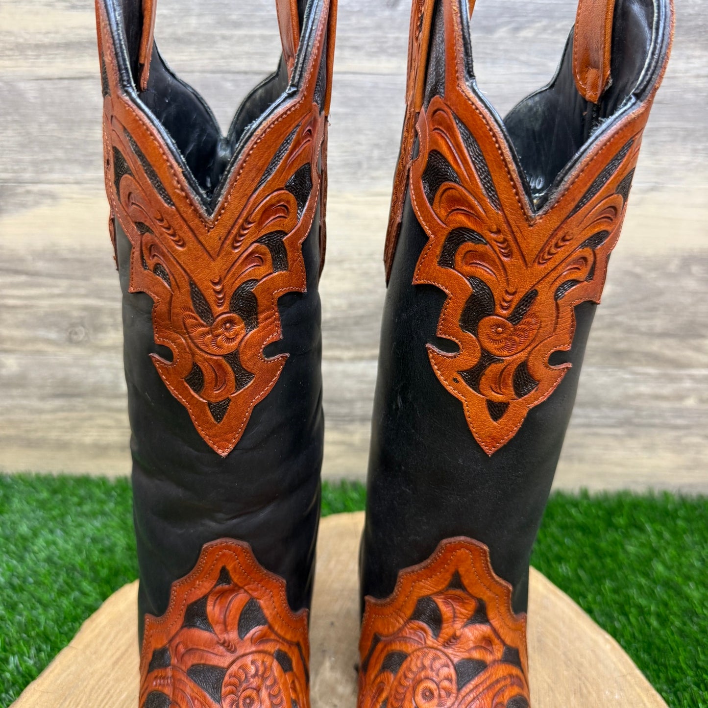 Denver Mountains Women - Size 7 - Black/Brown Hand Tooled Cowboy Boots L4074