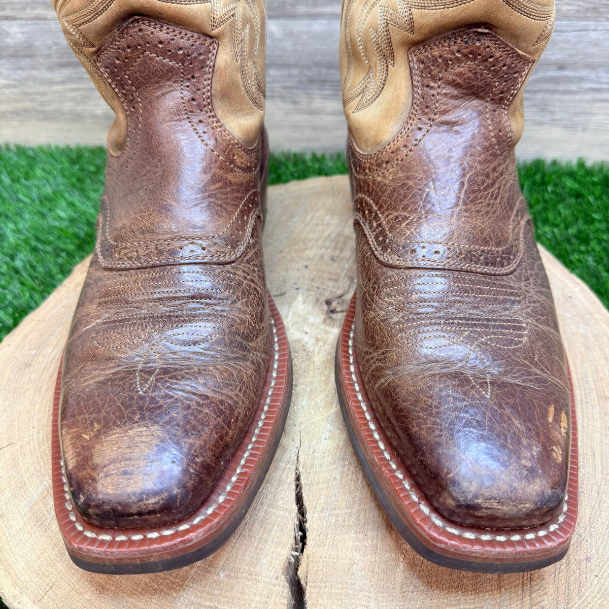 Ariat Men - Size 9D - Tan / Brown Square Toe Western Cowboy Boots 10002230