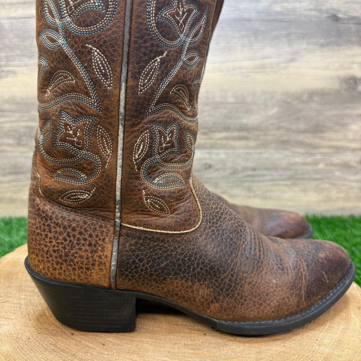 Ariat Women - Size 6B - Brown Heritage Cowboy Boots Style 10001017
