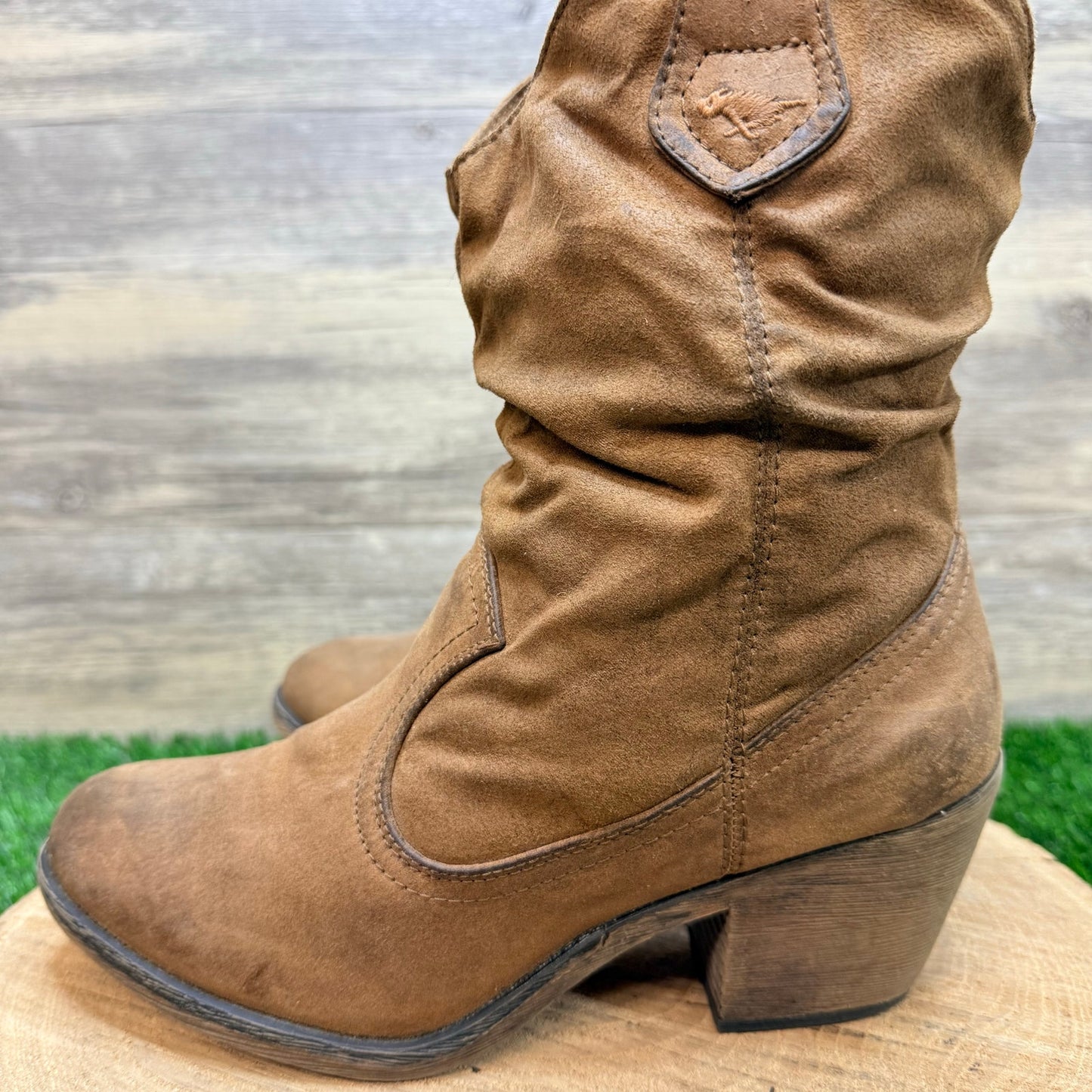 Rocket Dog Women - Size 9 - Tan Faux Suede Slouch Cowboy Boots 12625