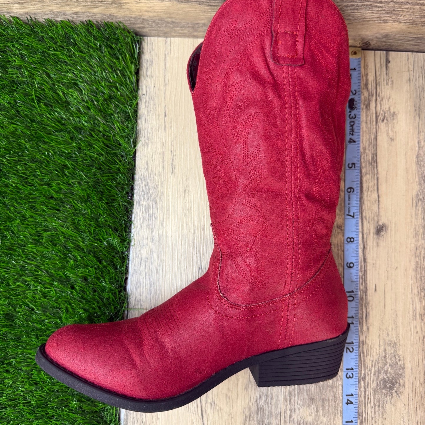 Rampage Women - Size 8M - Red Faux Suede Western Cowboy Boots Style Walden