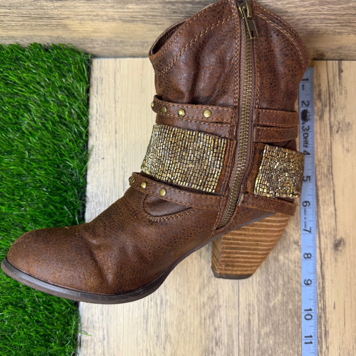 Not Rated Women - Size 8 - Brown Faux Suede Zipper Ankle Boots Style 52251